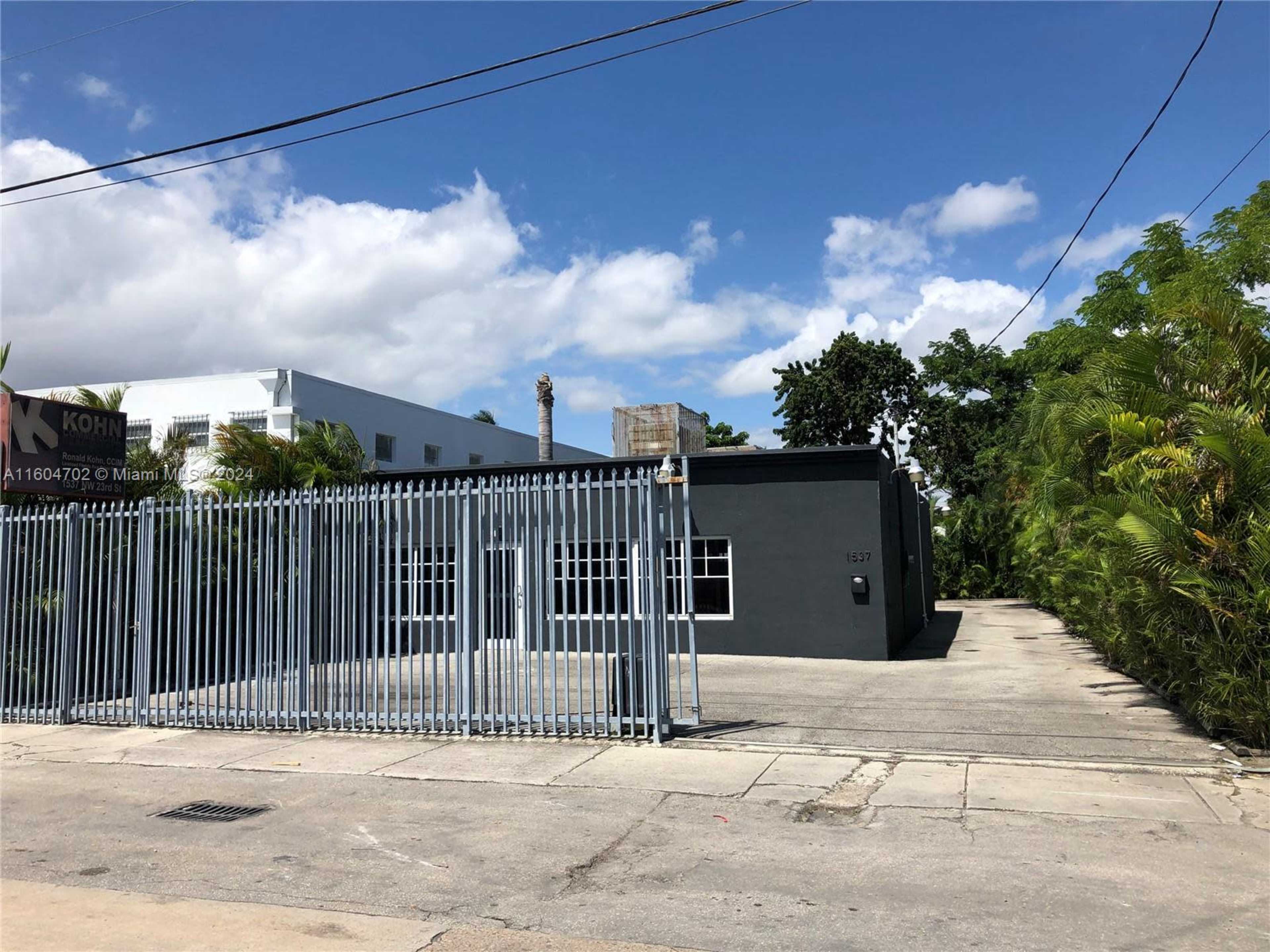 Commercial office and creative space Image in Allapattah, Miami, FL