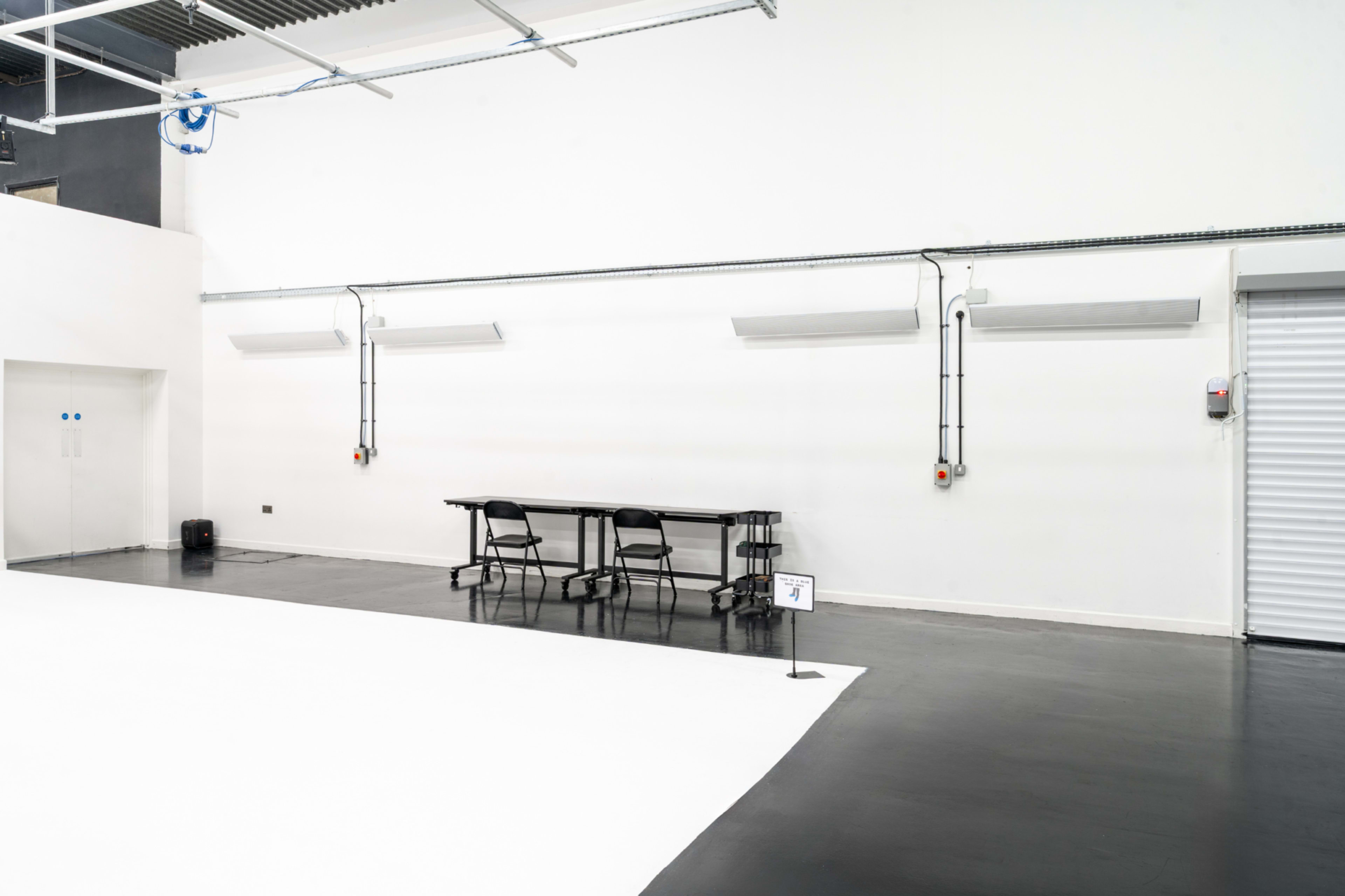 Vast Newcastle Film Studio with Infinity Cove Image in Newcastle upon Tyne, Newcastle Upon Tyne, ENG
