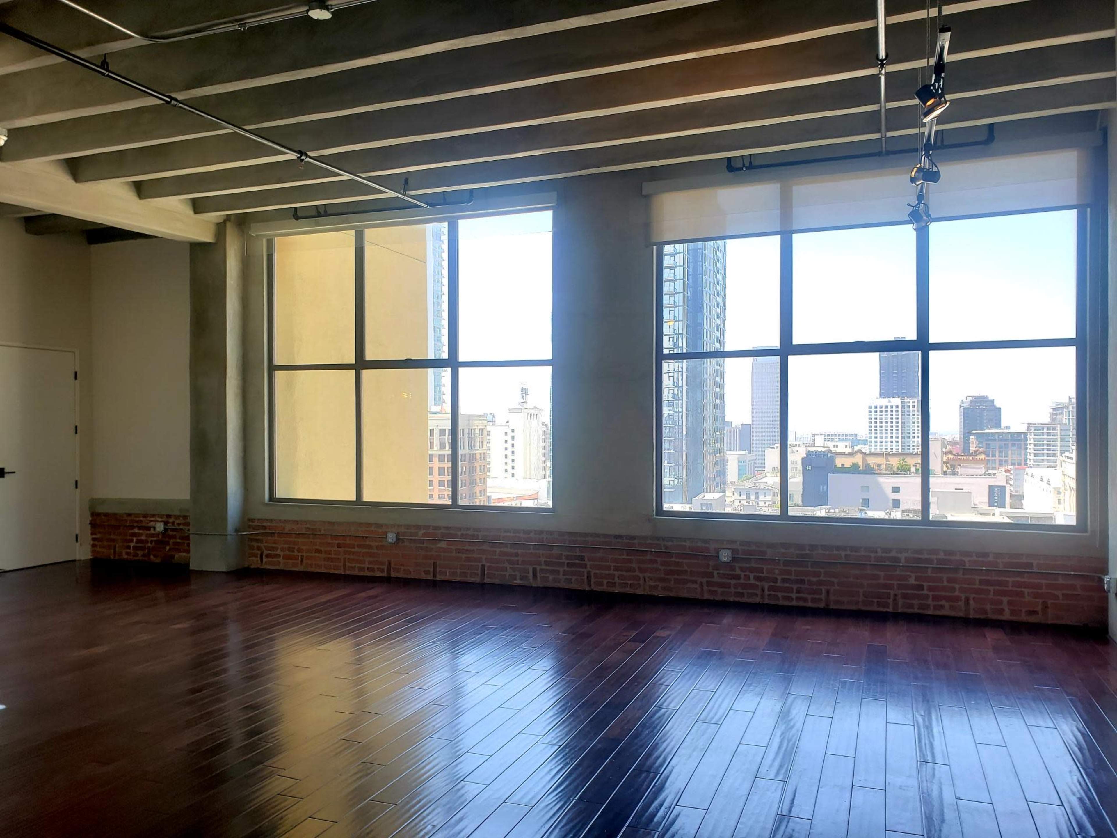 Urban Downtown Loft W/ Roof Deck Image in Central LA, Los Angeles, CA