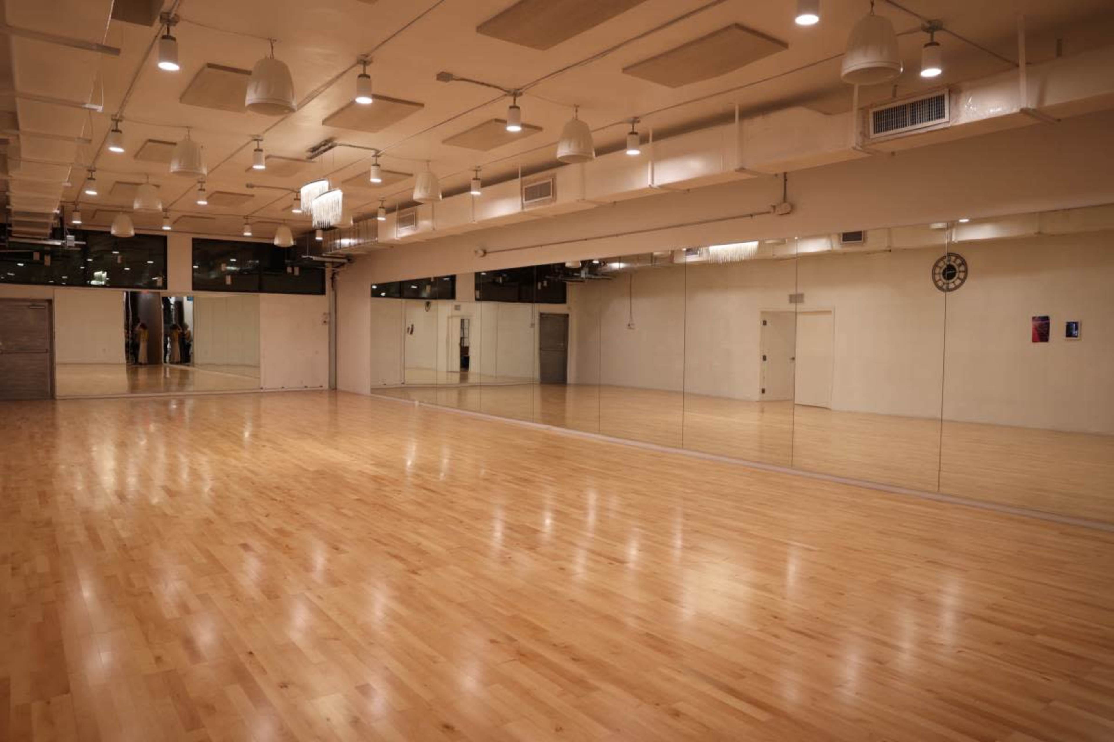 Gorgeous state of the art Ballroom Image in Miami, Miami, FL