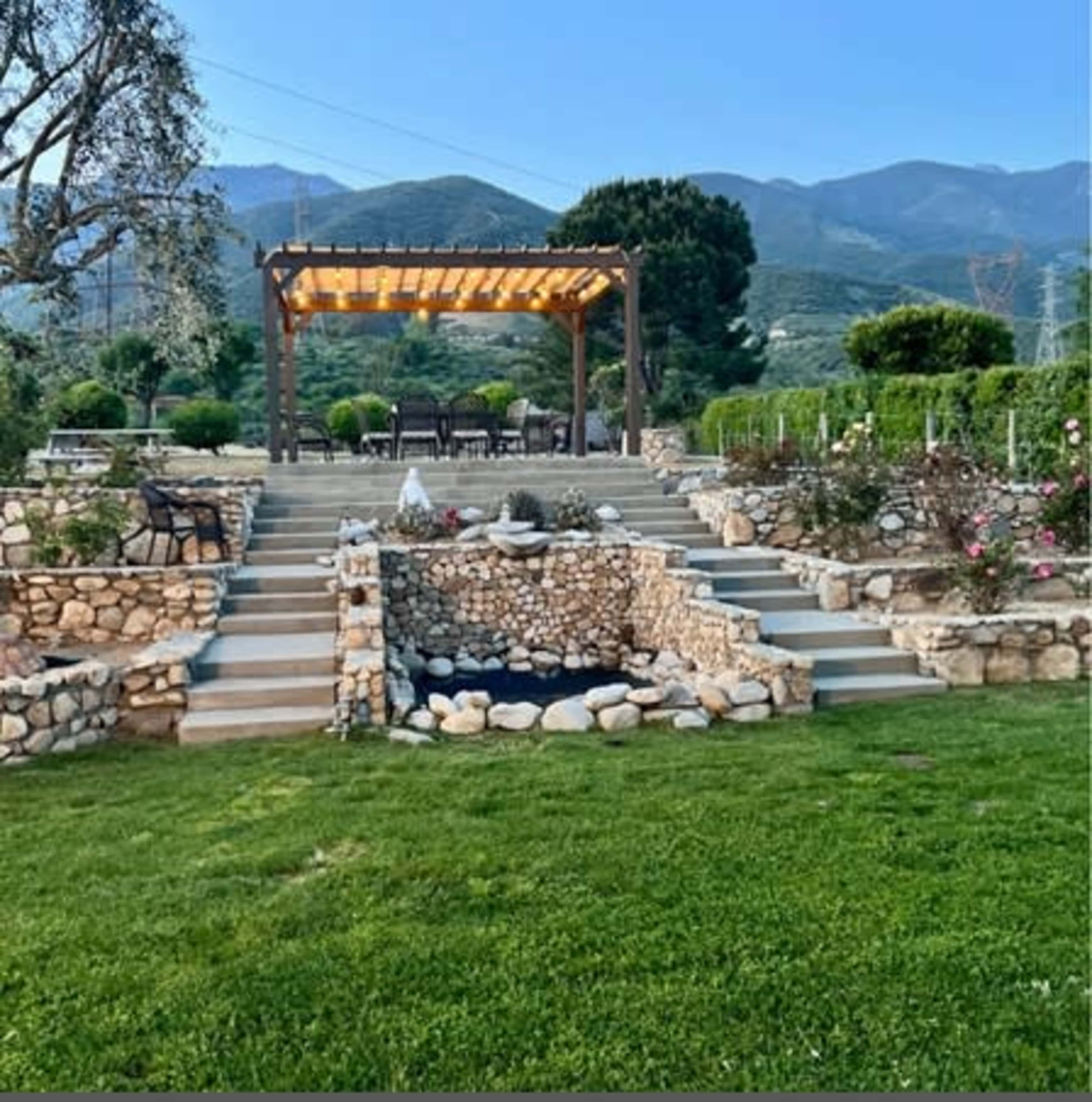 “Bella Vida” meaning Beautiful Life💕 It conveys a sense of enjoying life to its fullest. Image in Rancho Cucamonga, Alta Loma, CA