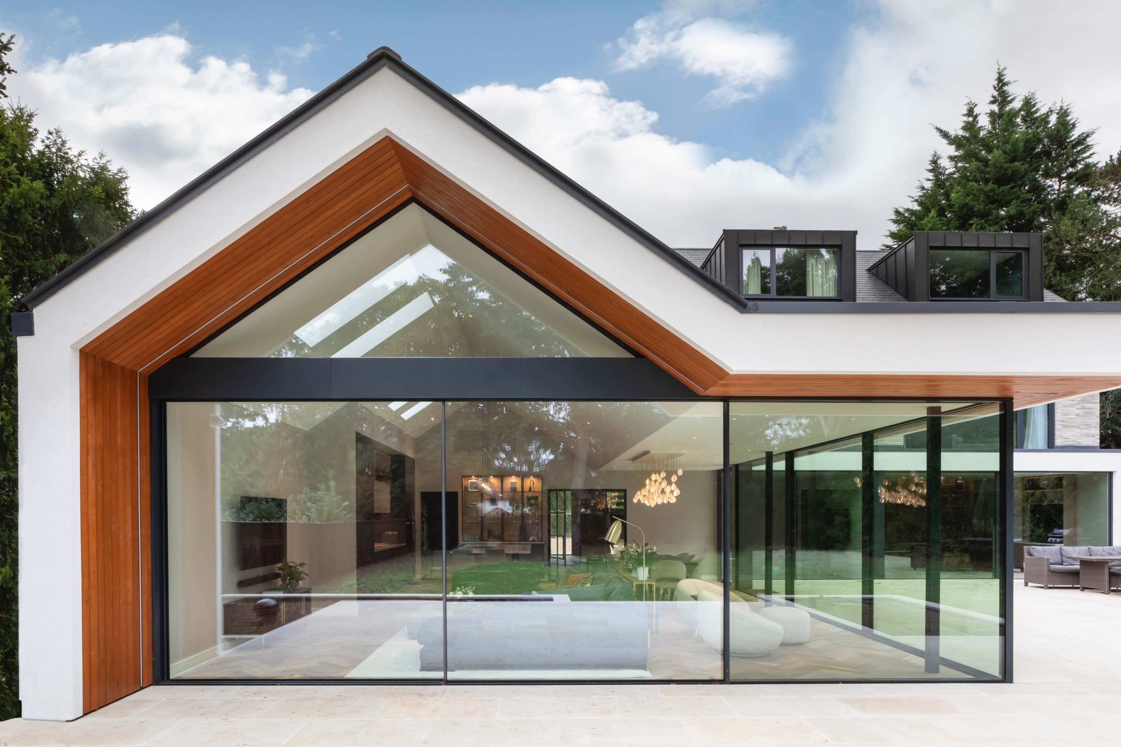 Surrey Contemporary House with amazing light for your photoshoots Image in Esher, Surrey, ENG