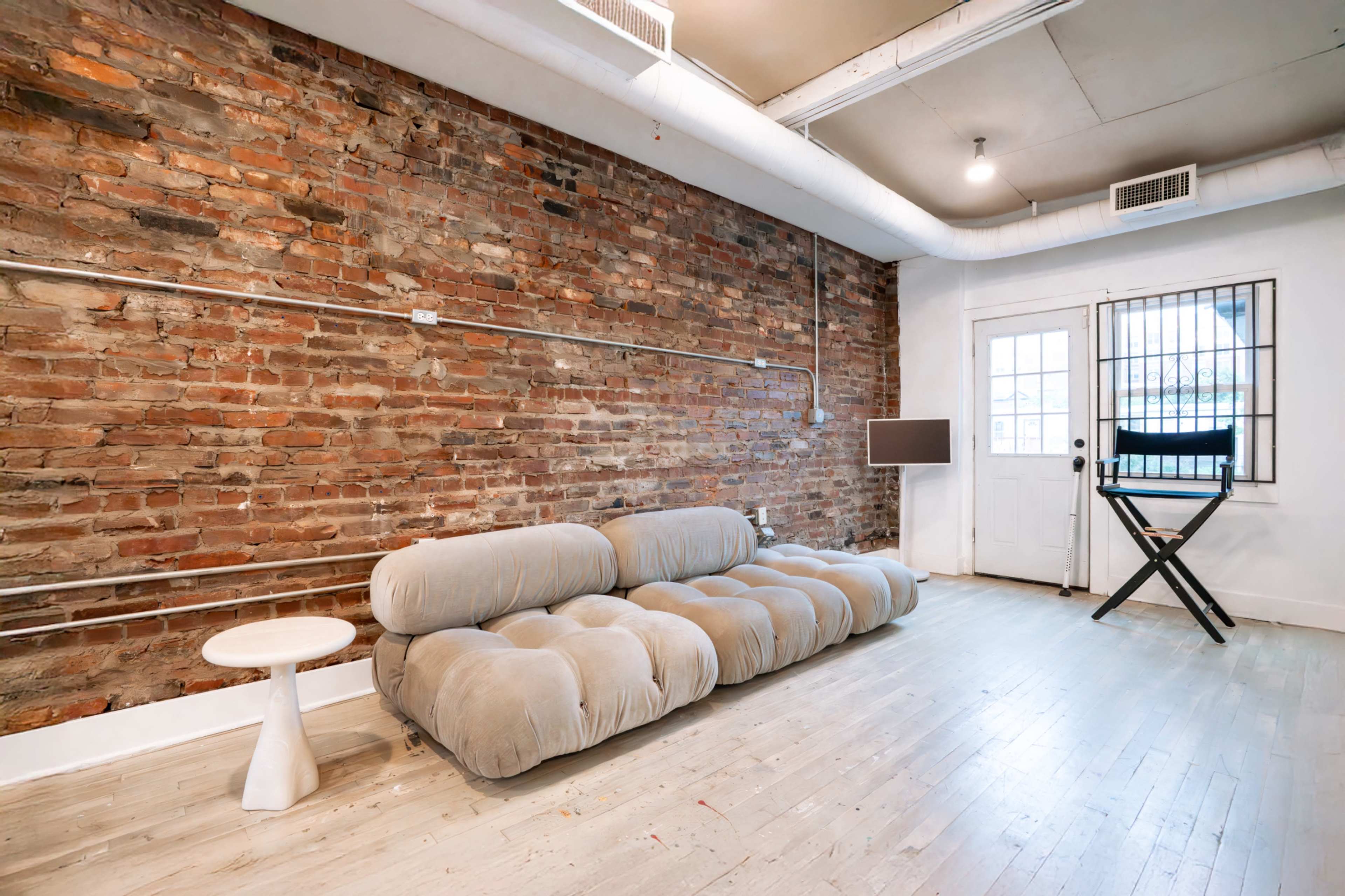 Fully Equipped Modern Creative Studio in the Heart of Downtown DC Image in Northwest Washington, Washington, DC