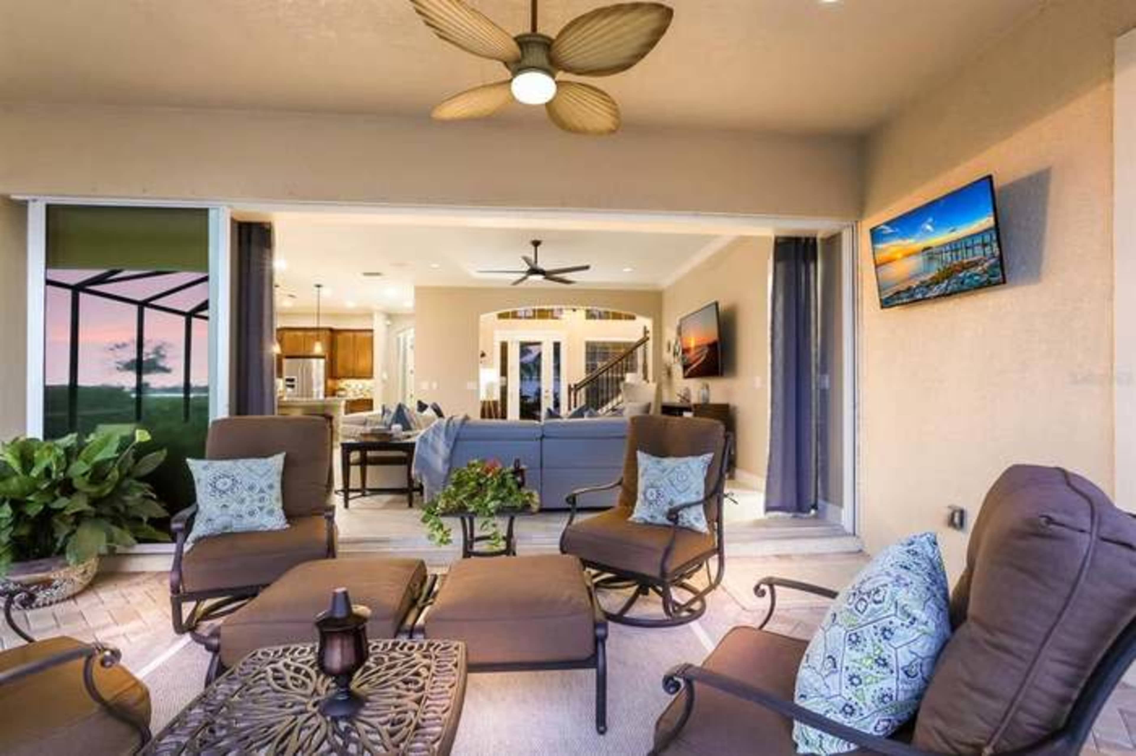 Modern Waterfront Estate Perfect for Photoshoots and Film Productions Image in Bradenton, Bradenton, FL