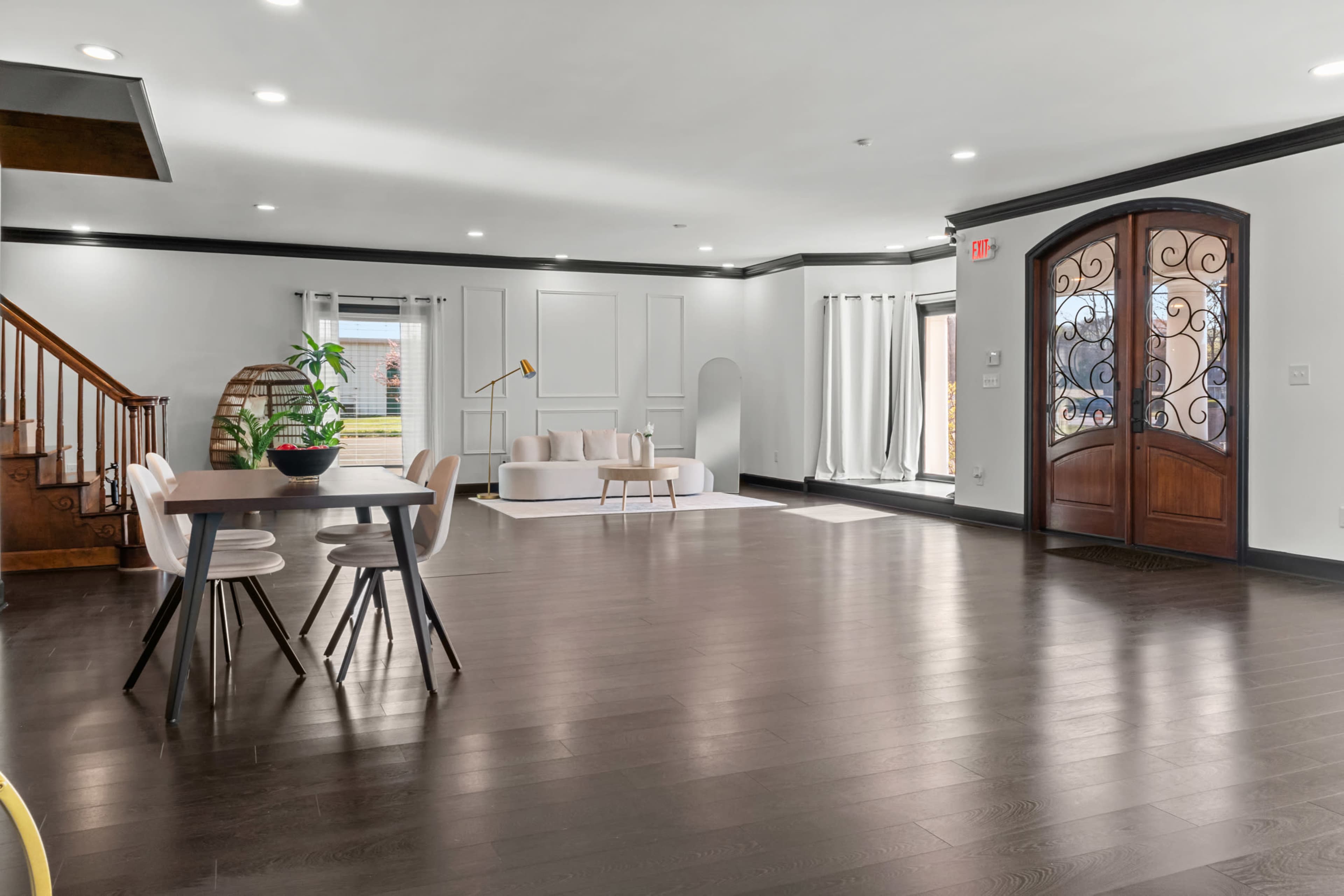 Luxurious Content Creator Studio Image in Huntsville, Huntsville, AL