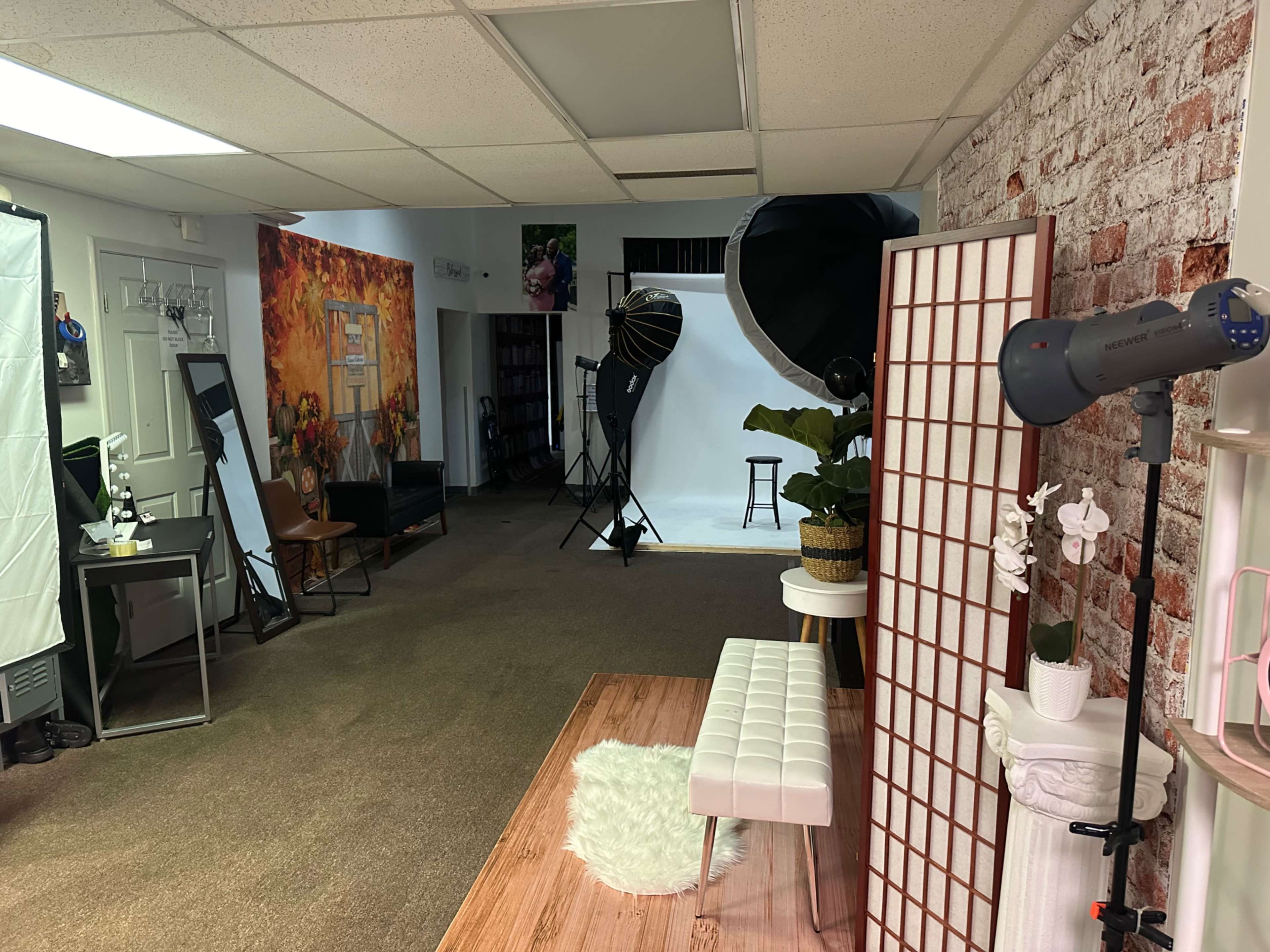 Studio Space Image in St. Clair Shores, Detroit, MI