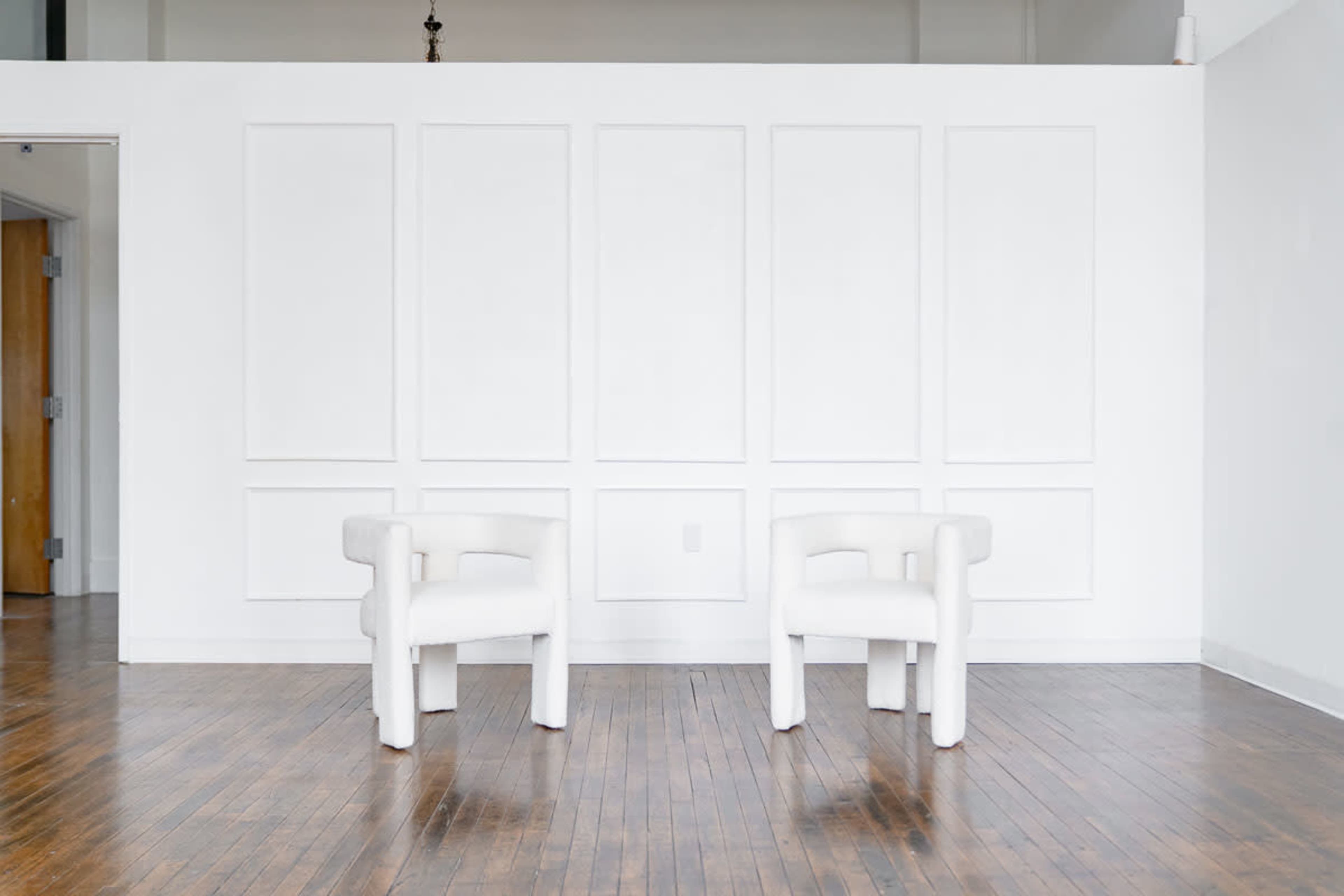 Downtown studio with Natural lighting Image in Dallas Downtown Historic District, Dallas, TX