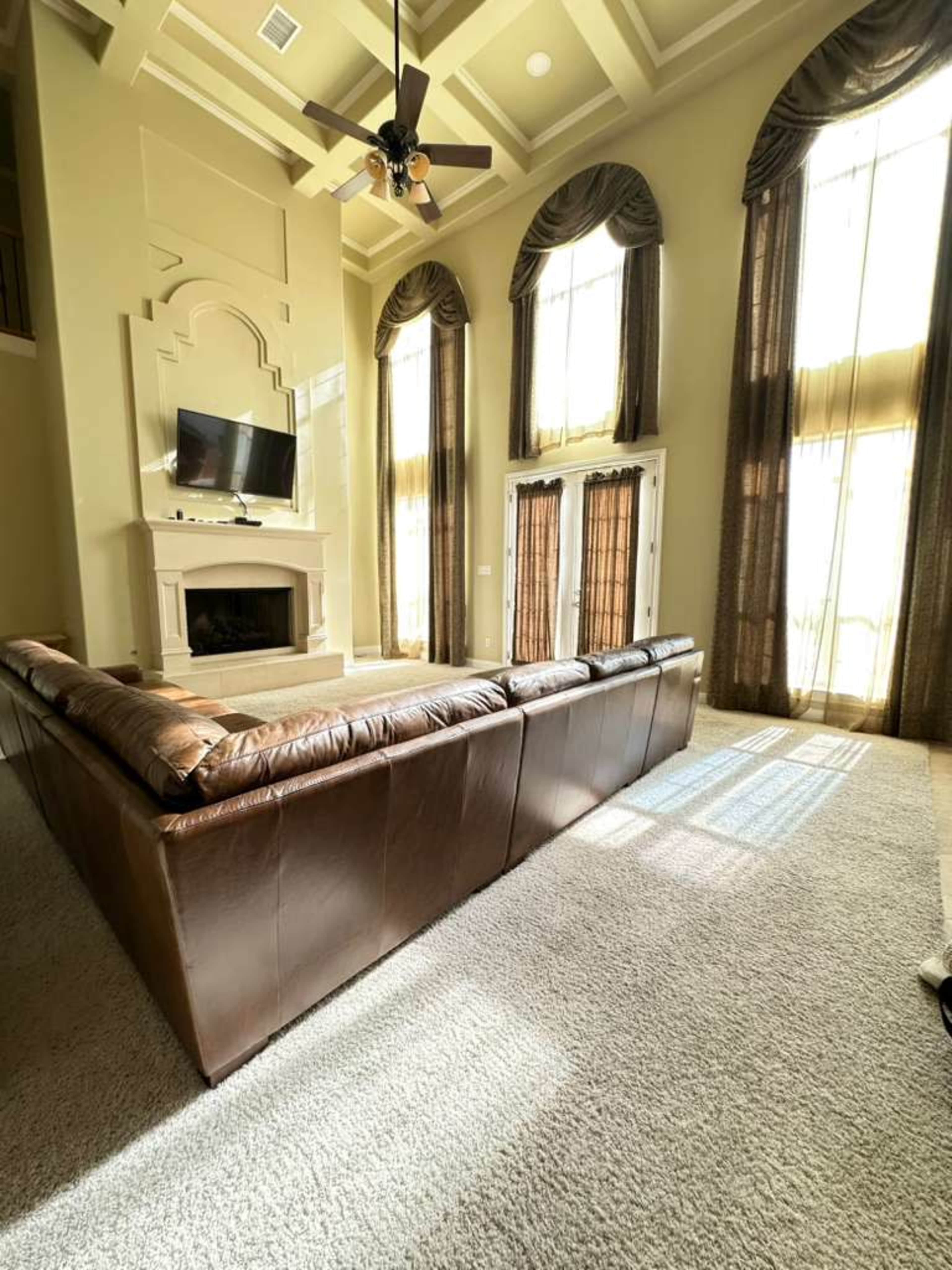 Elegant Large-Lot Home for Small Weddings & Gatherings Image in , Georgetown, TX