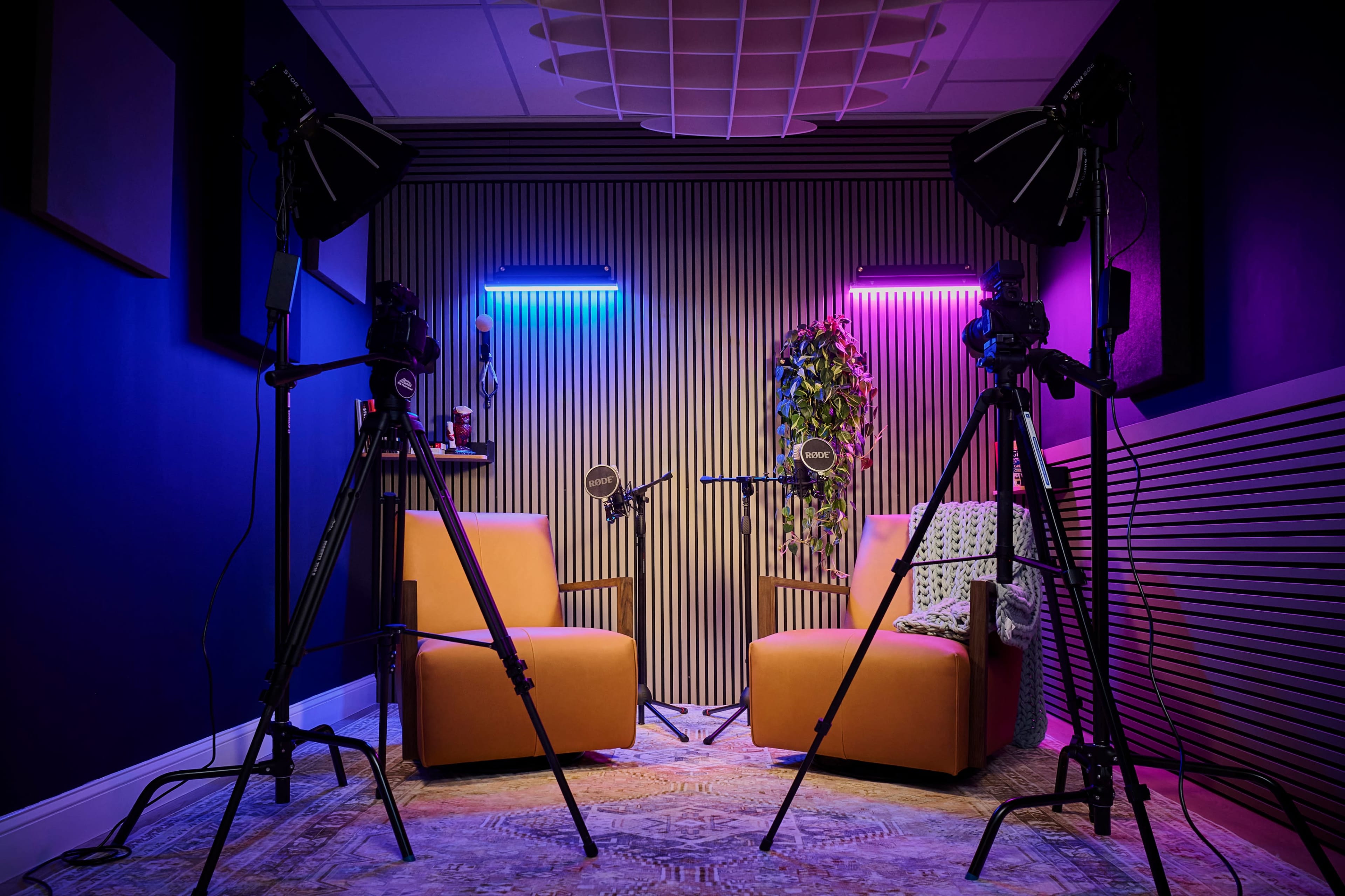 Intimate Modern Minimalistic Event Space in the heart of Northern VA Image in Merrifield, Fairfax, VA