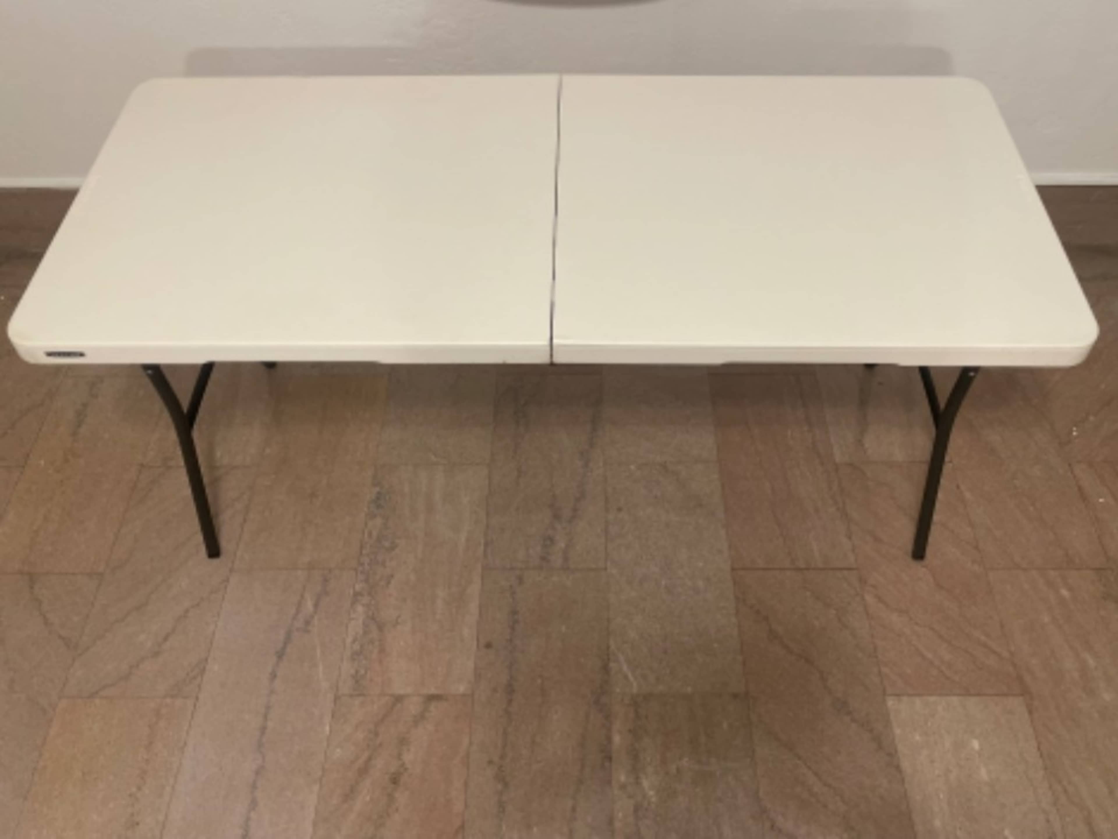 Folding Table (White/Grey)
