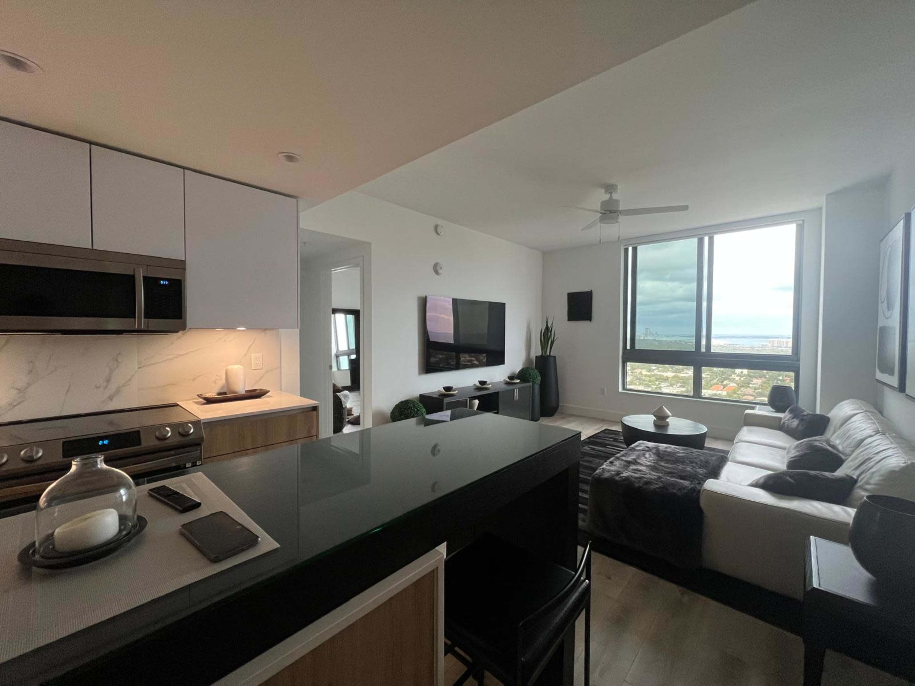 Minamalist Modern Apartment with Gorgeous Views (Sunrise & Sunset) Image in Coral Way, Miami, FL