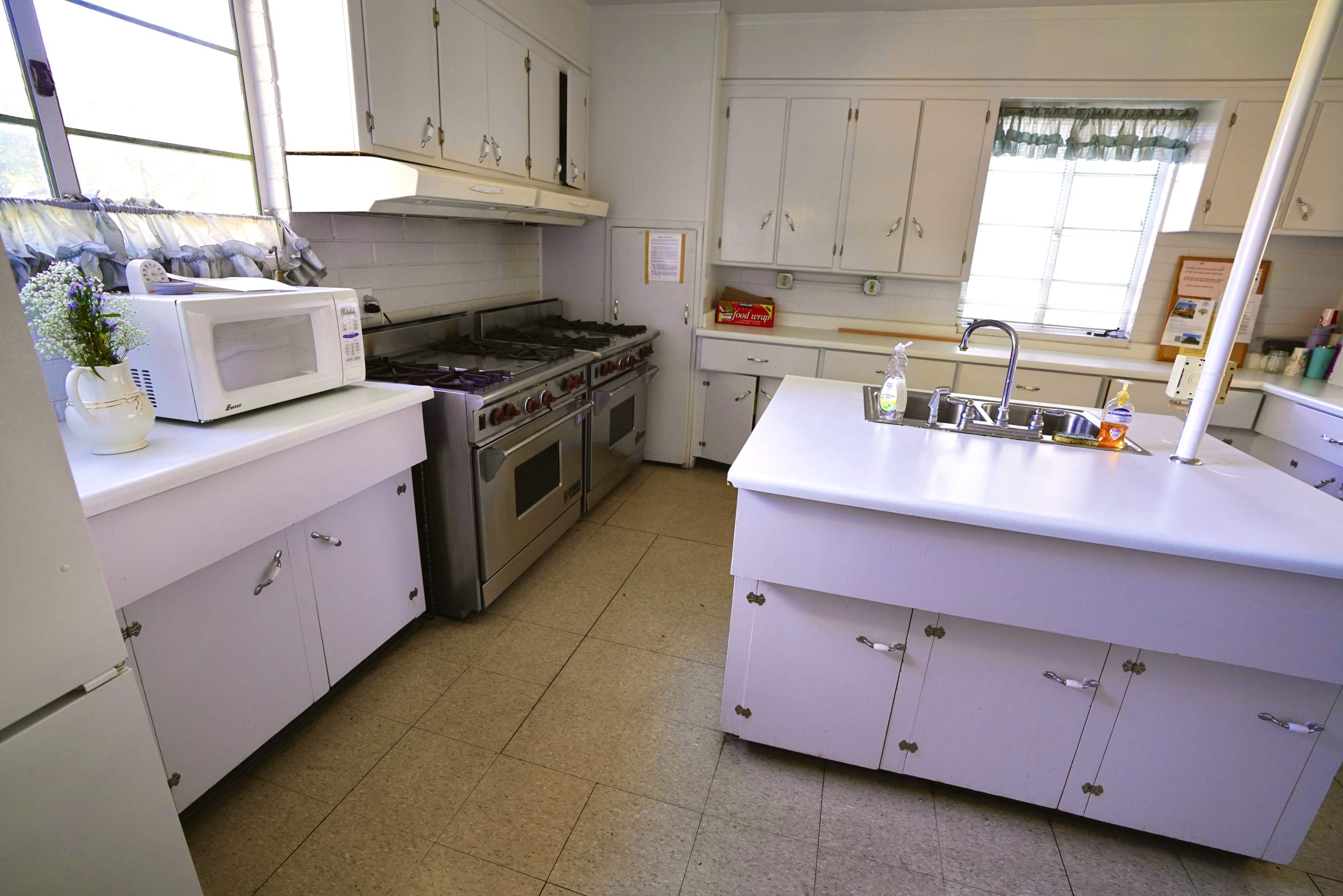 Bright & Spacious Community Event Hall in Los Gatos Image in Los Gatos, los gatos, CA