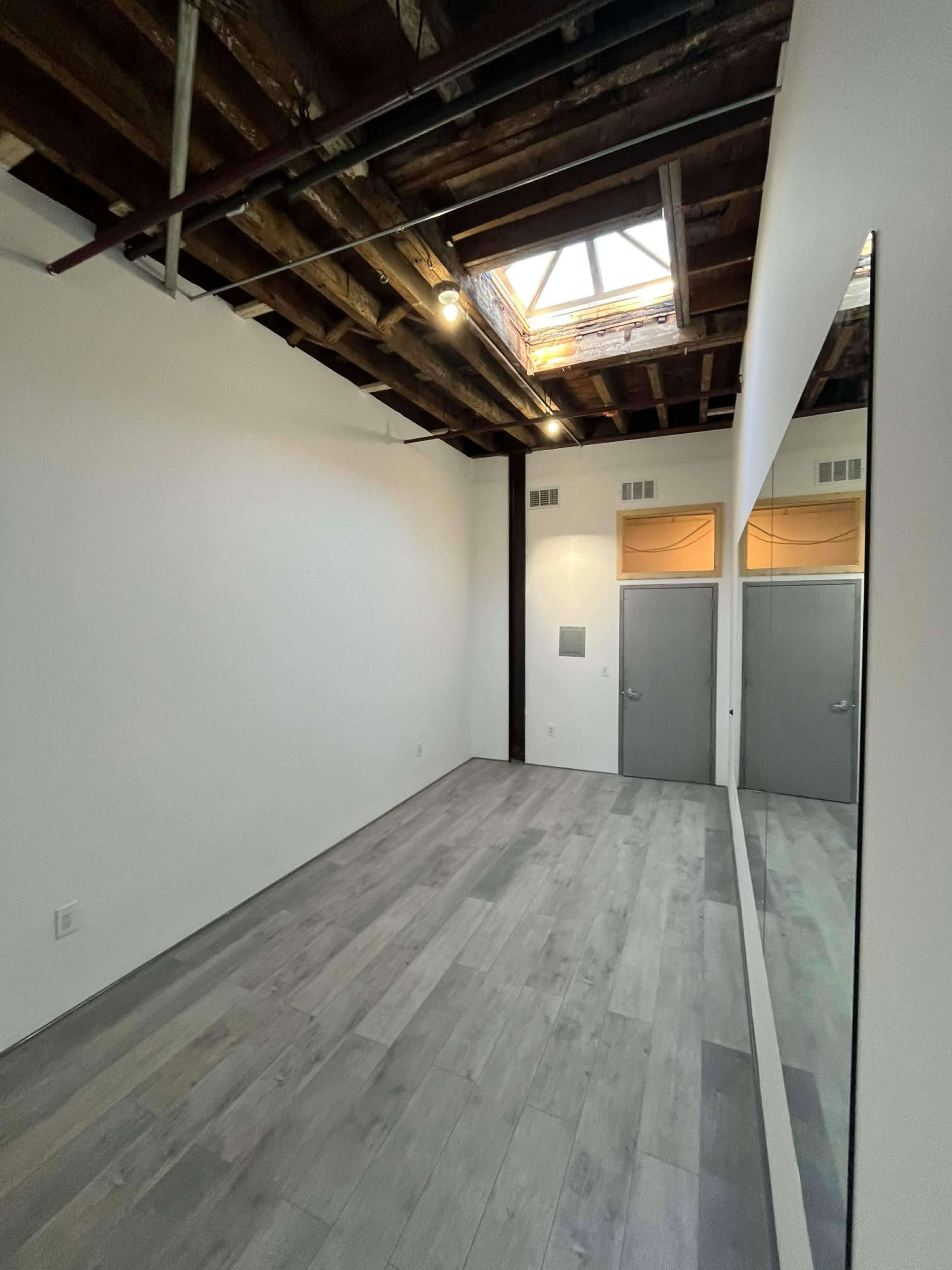 Brooklyn Dance Room 2 Image in East Williamsburg, New York, Brooklyn, NY