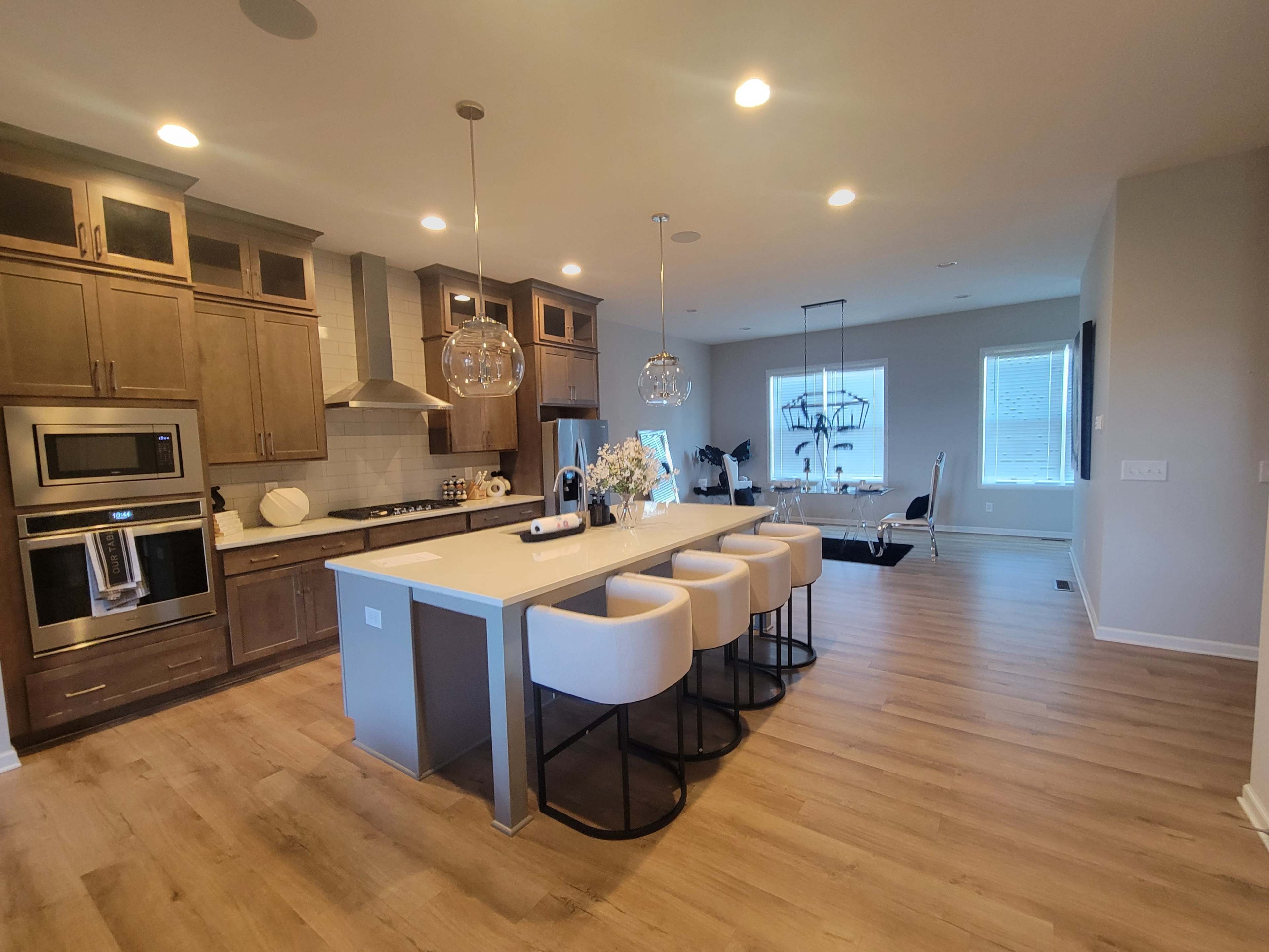 Stunning townhouse located in the heart of Halcyon in Alpharetta Image in , Alpharetta, GA