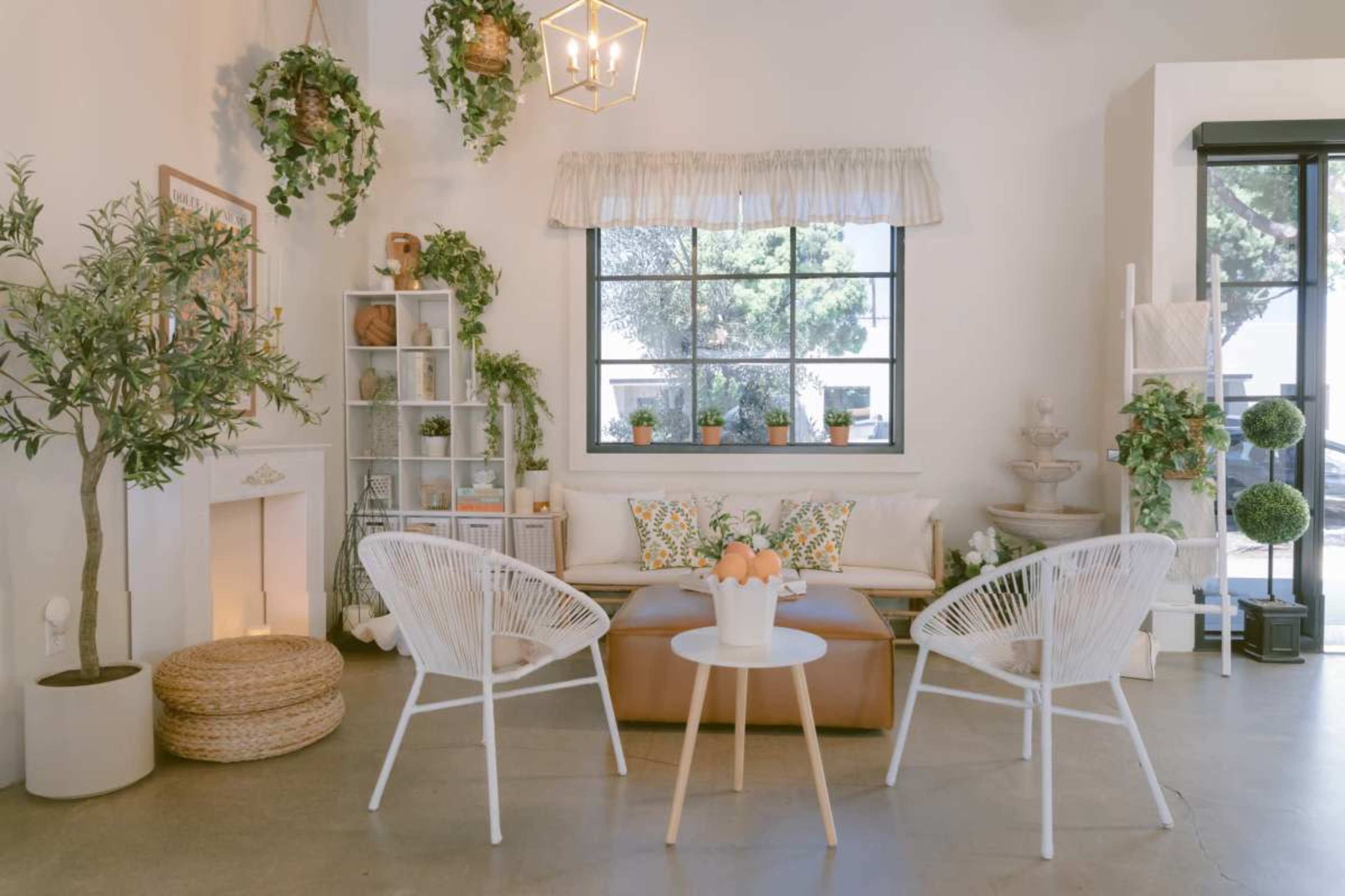 The Den: Indoor Garden Event Space Image in Westside Costa Mesa, Costa Mesa, CA