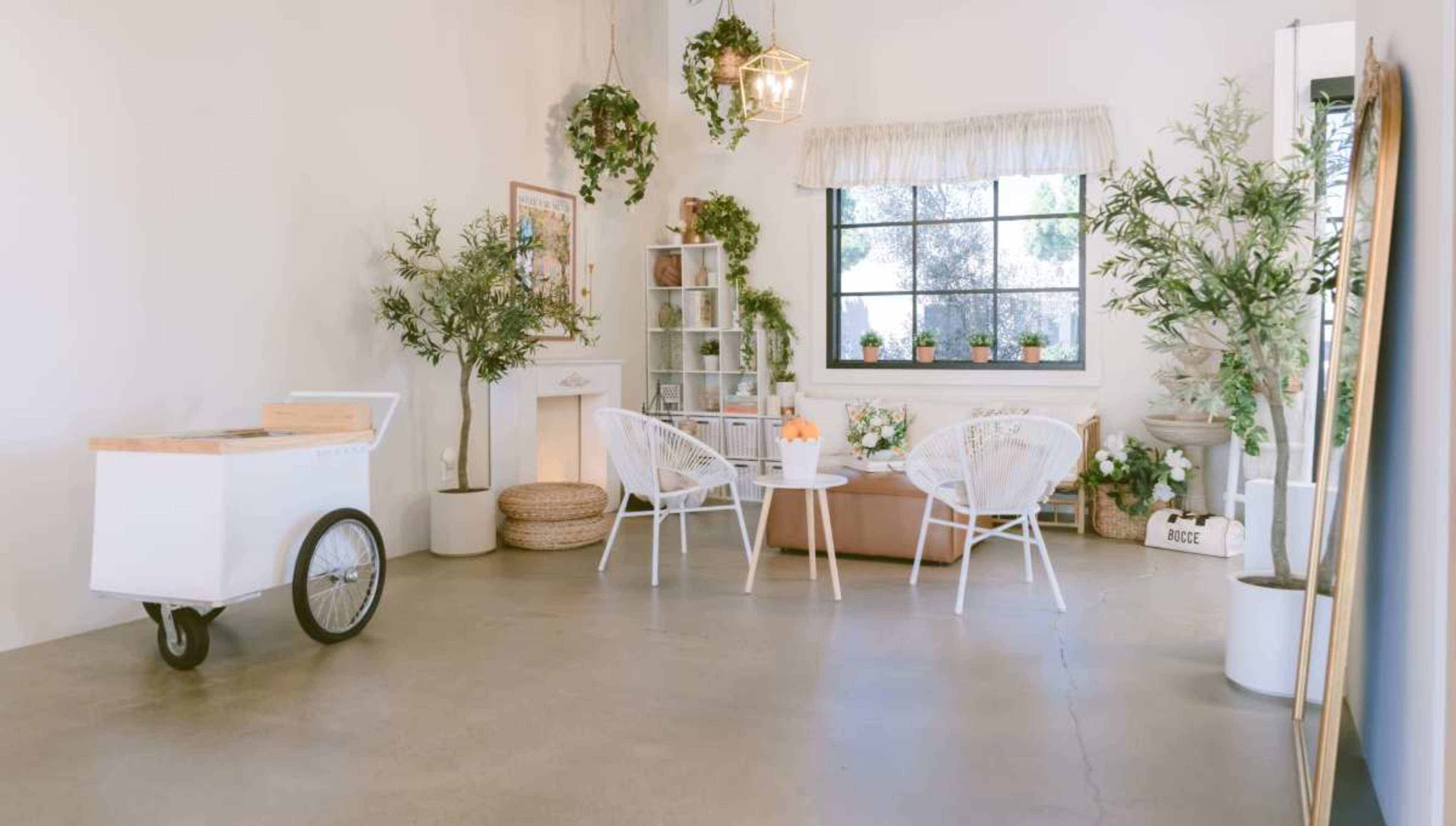 The Den: Indoor Garden Studio & Event Space Image in Westside Costa Mesa, Costa Mesa, CA