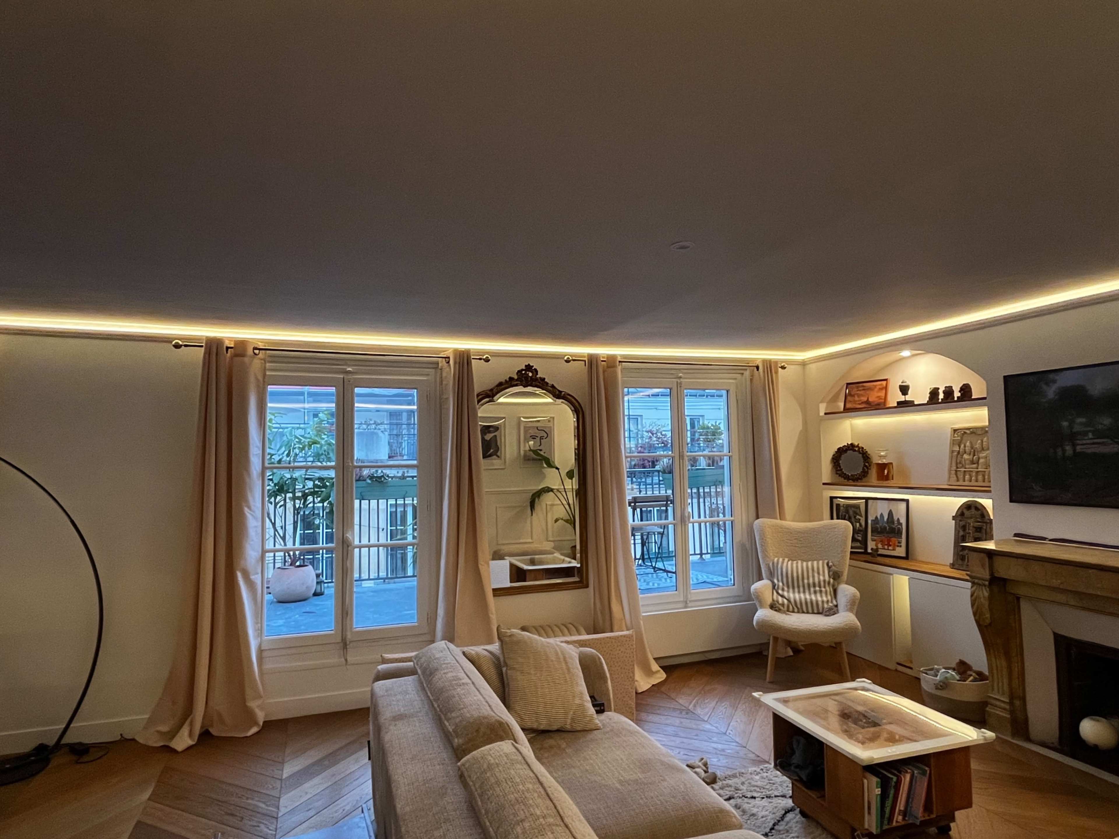 Appartement haussmannien modernisé Paris 8e – Shooting & tournage Image in Madeleine, Paris