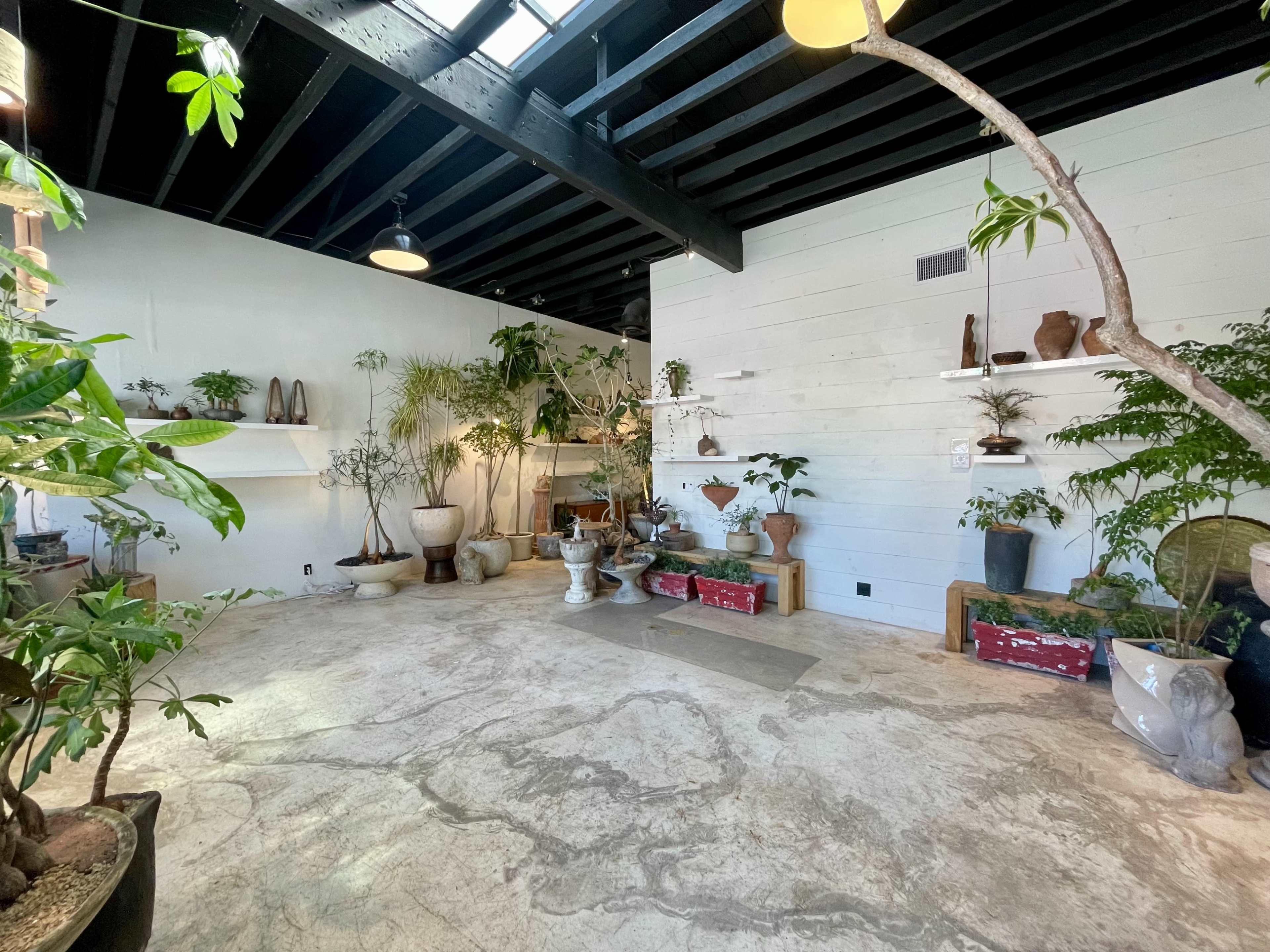 Prime West Hollywood Showroom with Lush Outdoor Patio Image in Central LA, West Hollywood, CA