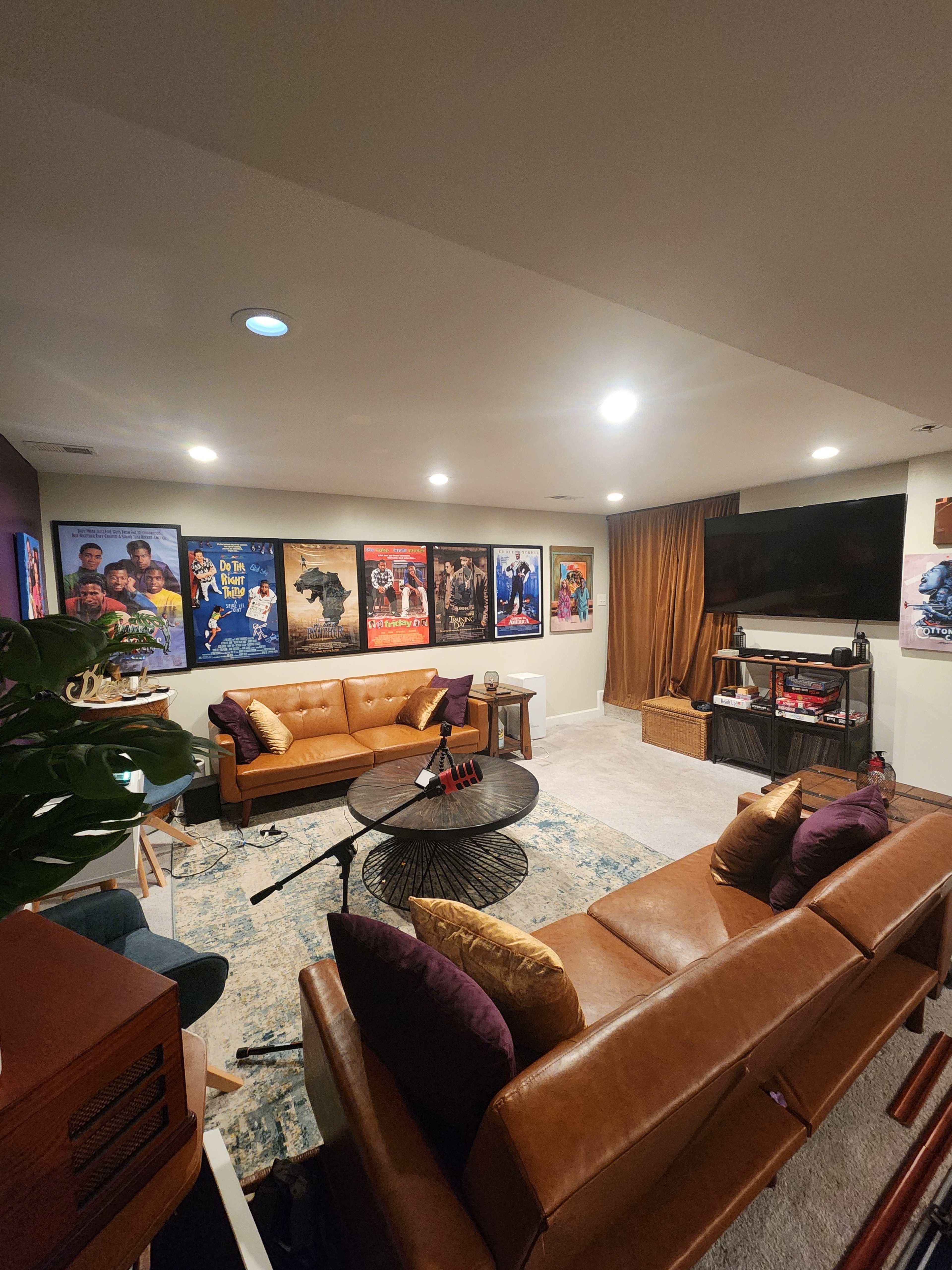 Comfortable Basement with bathroom Image in Woodlawn, Catonsville, MD