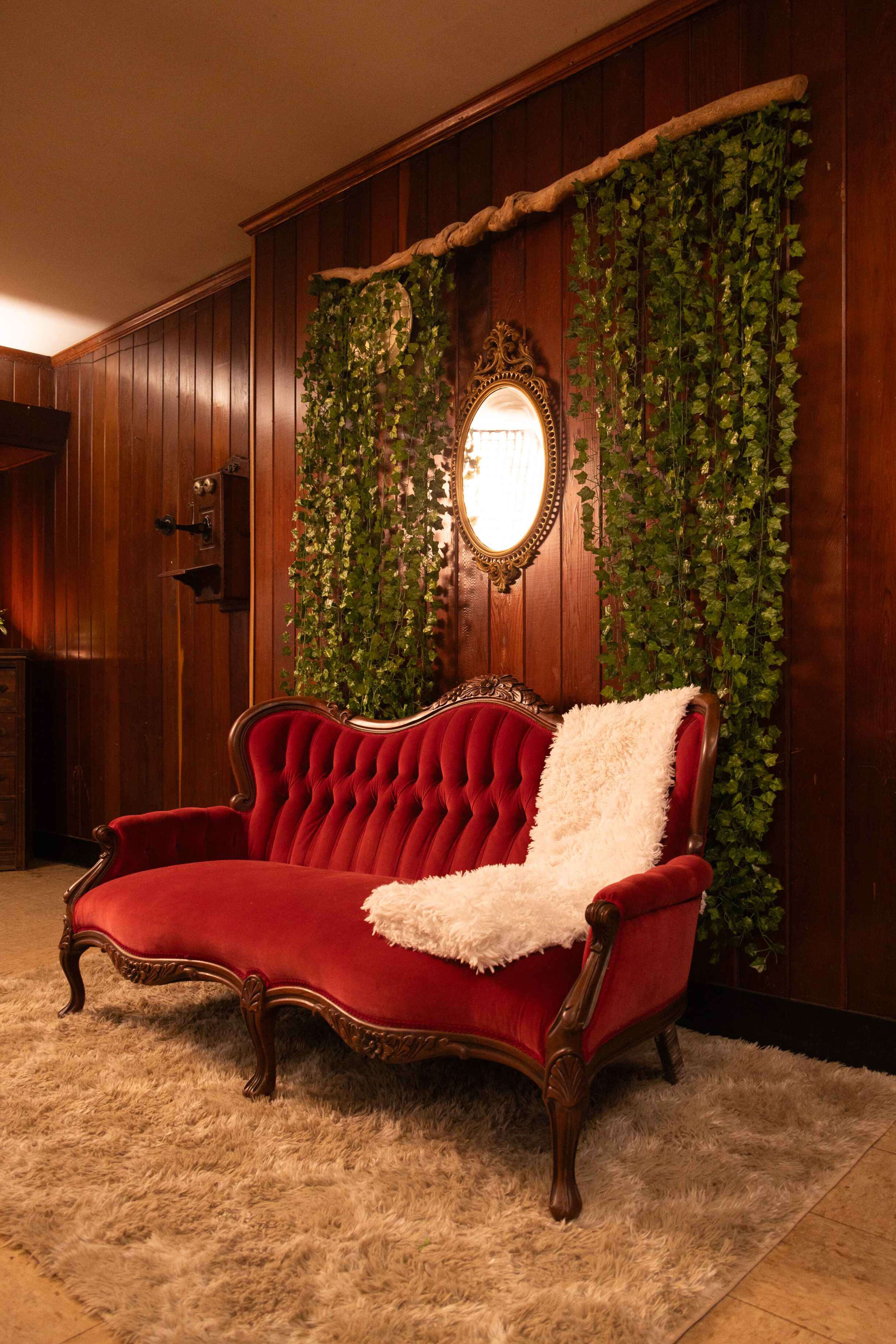 Hidden 1920s Speakeasy in a Rustic Countryside Hideaway Image in Ridgetop, Goodlettsville, TN