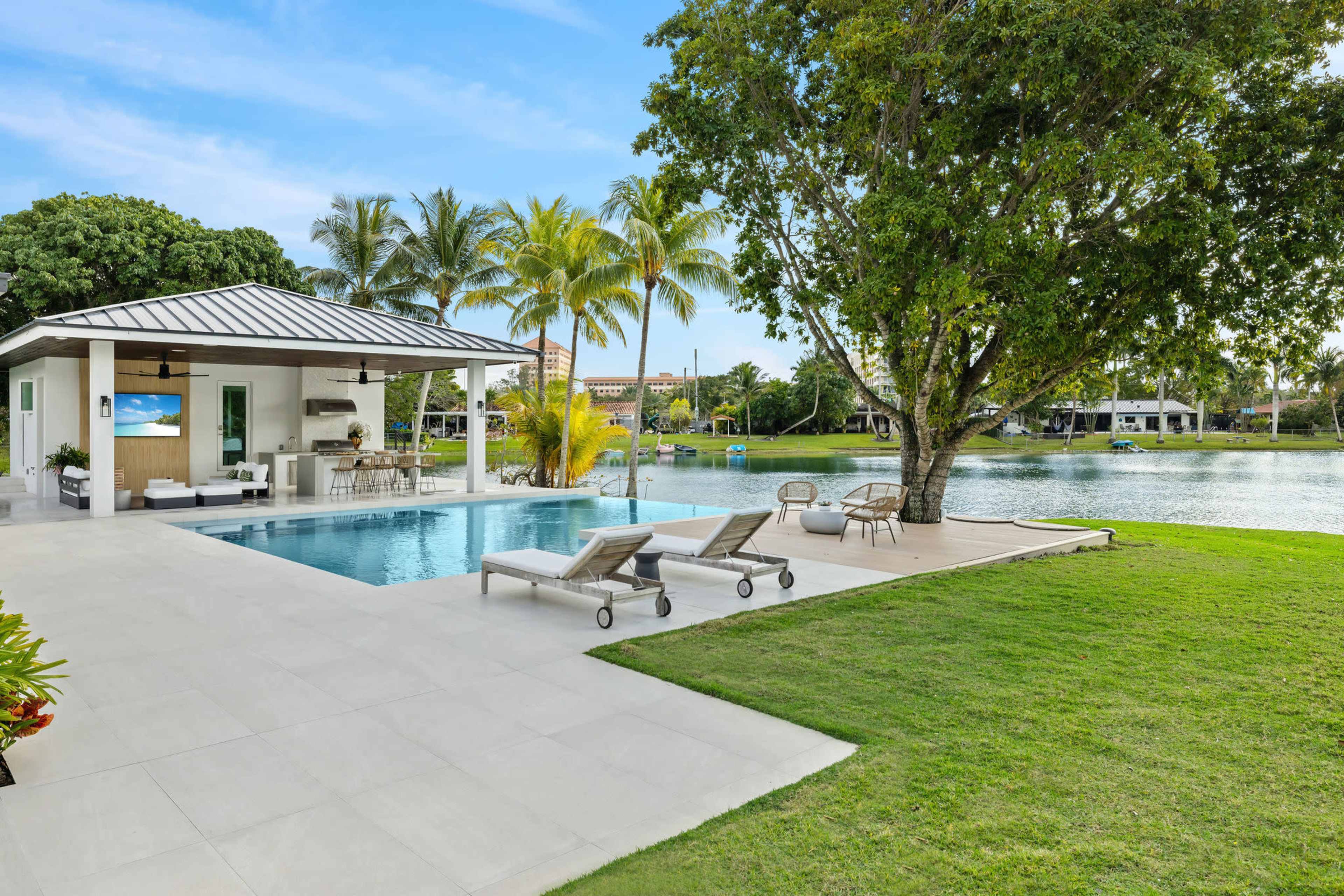 Lakefront Suburban Residence With Open, Sweeping Nature Views And Comfortable Facilities For Crews. Image in , Miami, FL