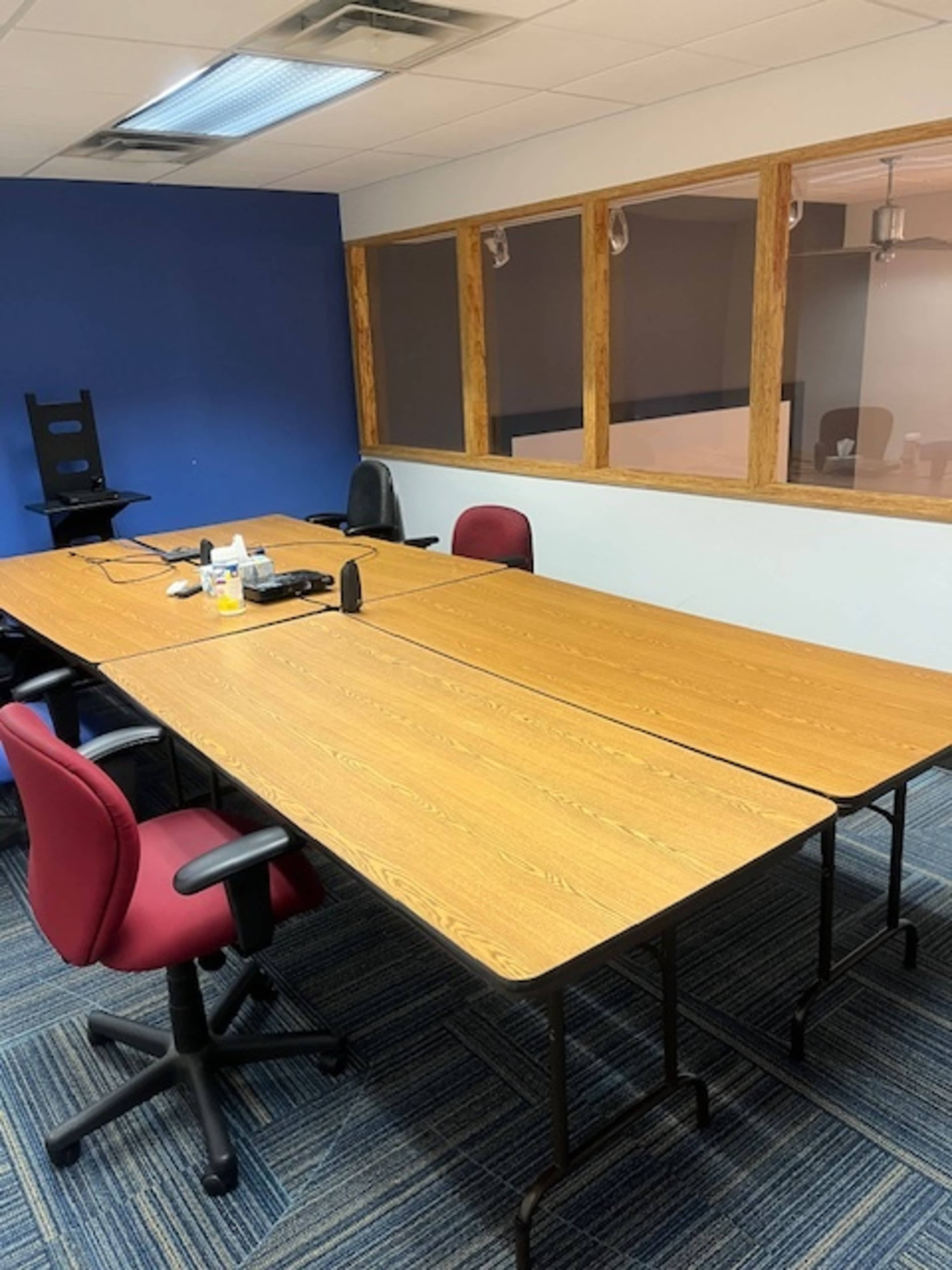 Pod Style Meeting Space for 3-5 (monthly) Image in Midtown, Detroit, MI