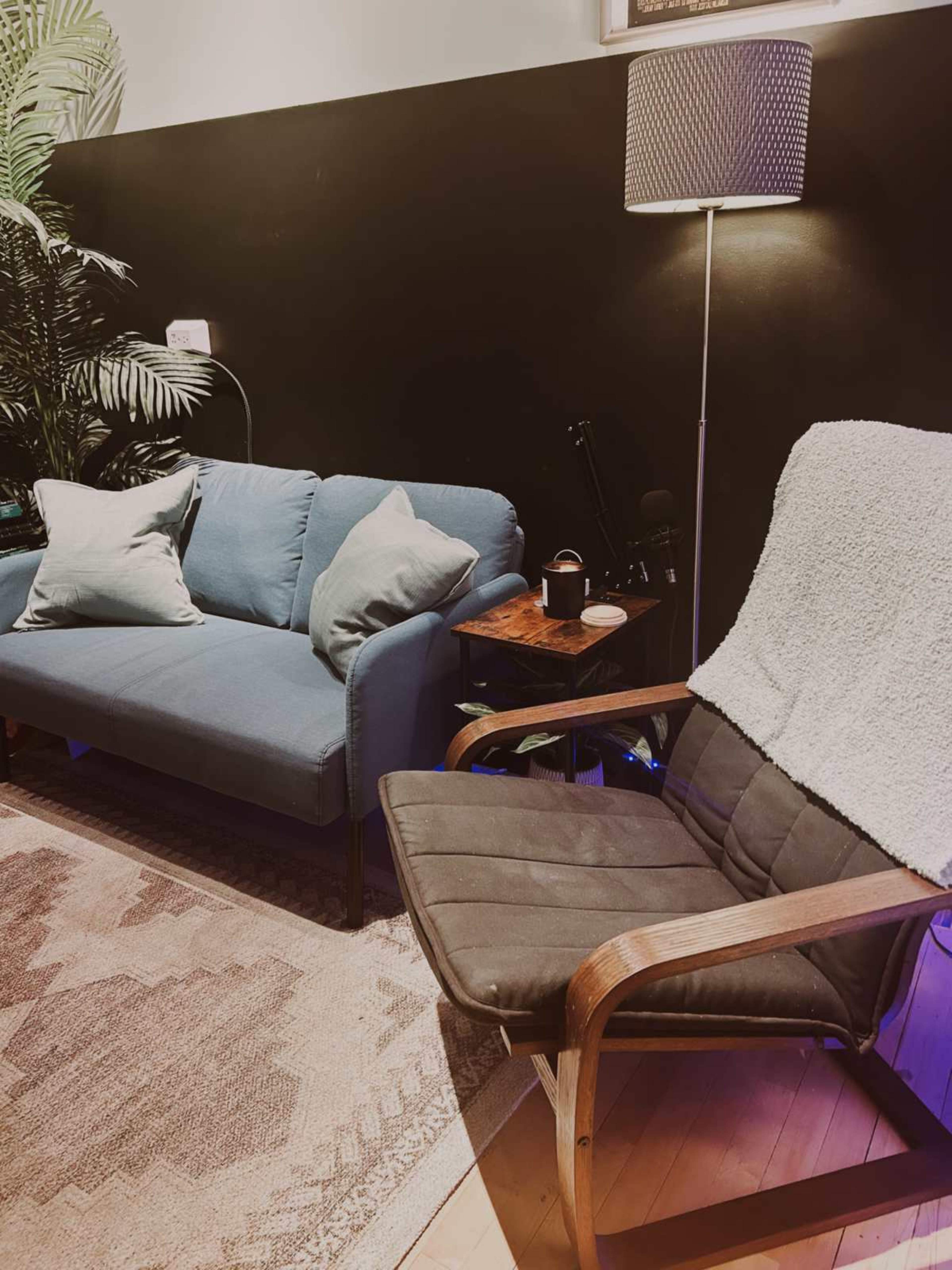 Dream. Build. Launch. — Sleek Office Space for Visionaries Image in Lake View, Chicago, IL