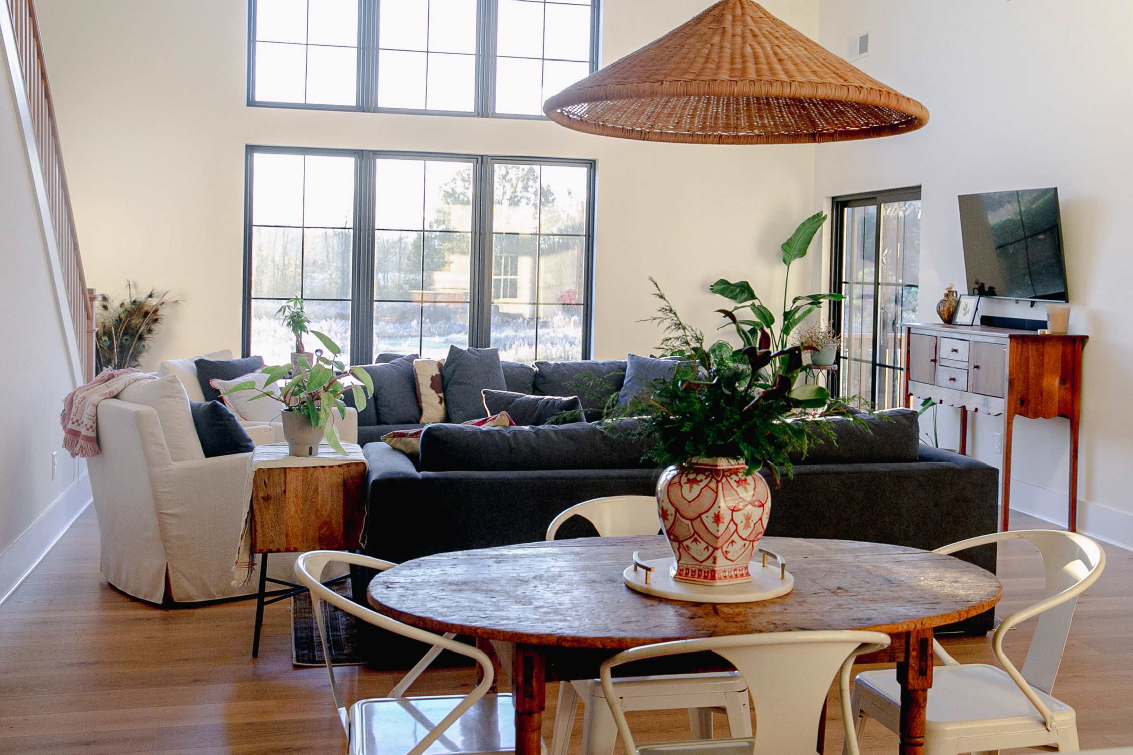 Bright, modern farmhouse on 11 acres only 30 mins from Charlotte Image in Midland, Midland, NC