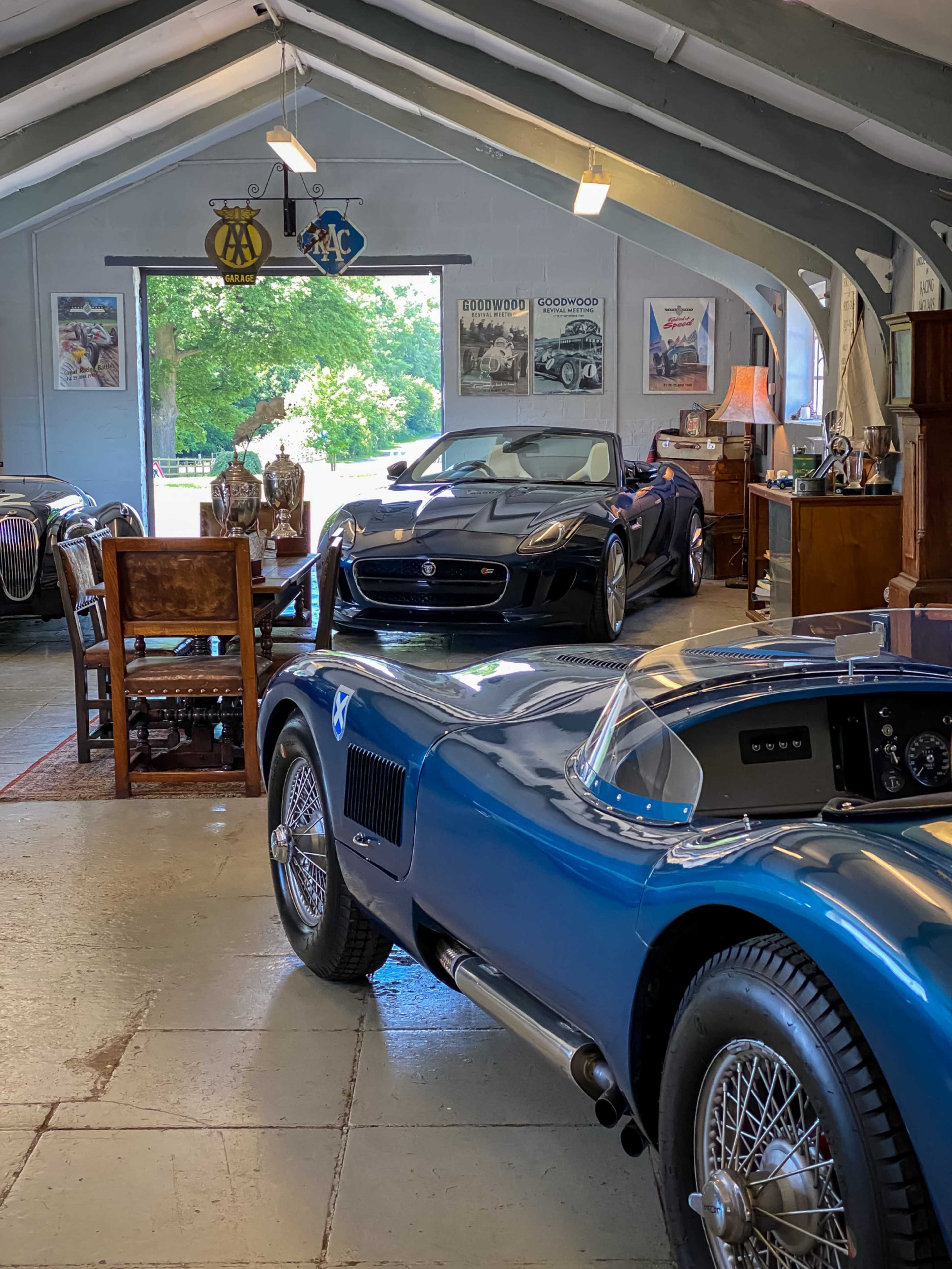 Classically British & rustic space in the heart of the North Cotswolds Image in Blockley, Gloucestershire, ENG