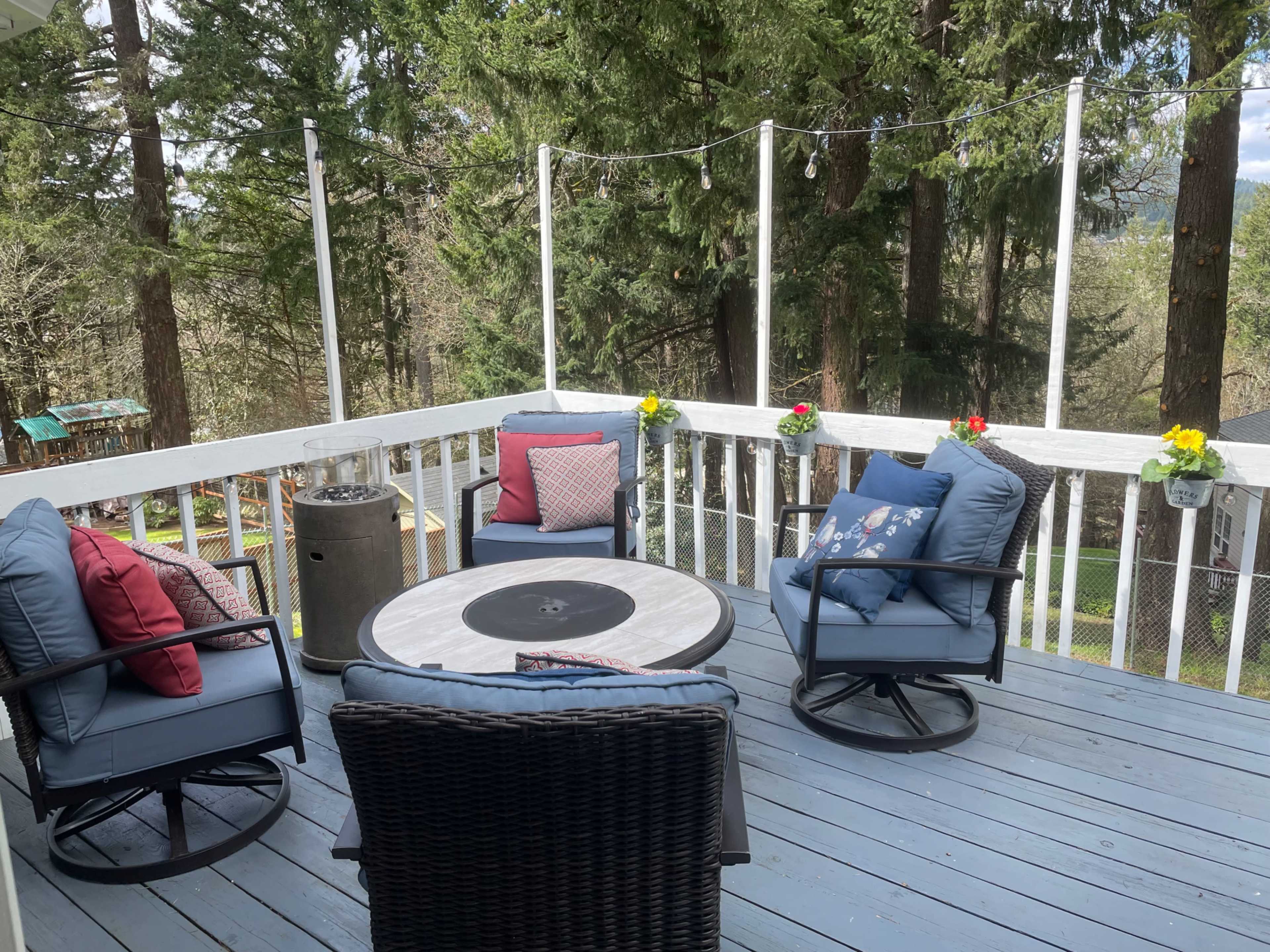 Bella- a large stylish home Image in Corvallis, Corvallis, OR
