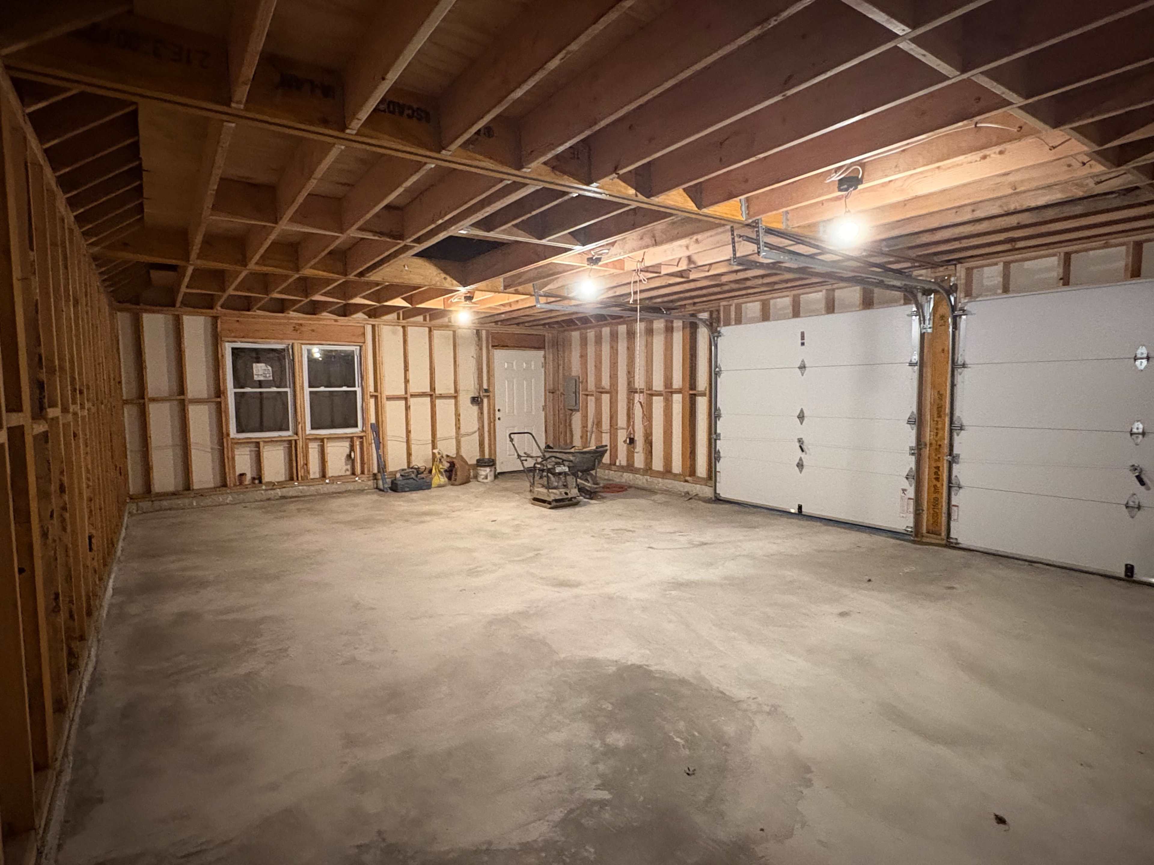 GARAGE/WAREHOUSE PARTY SPACE Image in Hempstead, Cedarhurst, NY