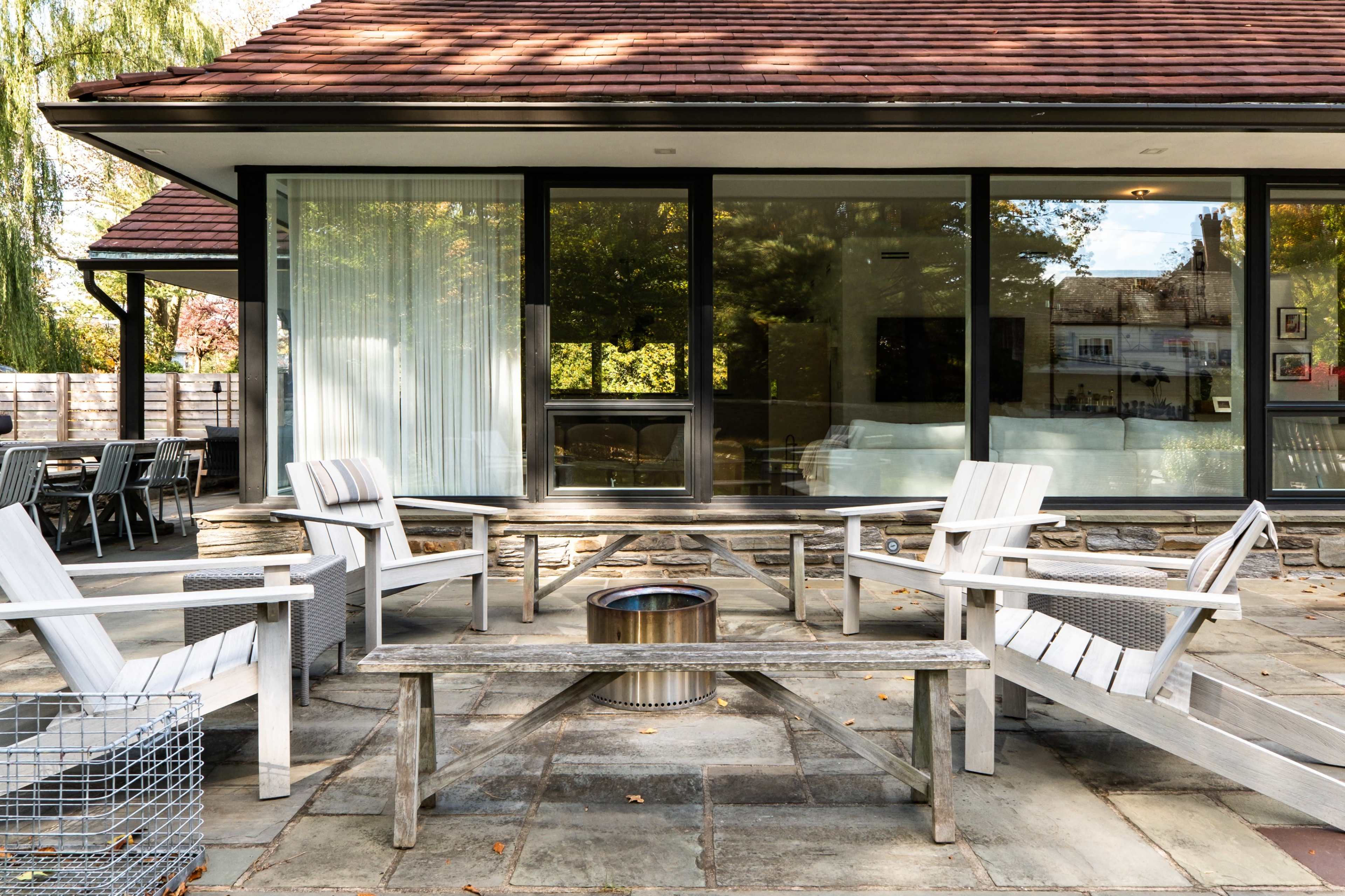 Light-Drenched Mid Century Home with Architectural Elegance and Open Views Image in Lower Merion Township, Wynnewood, PA