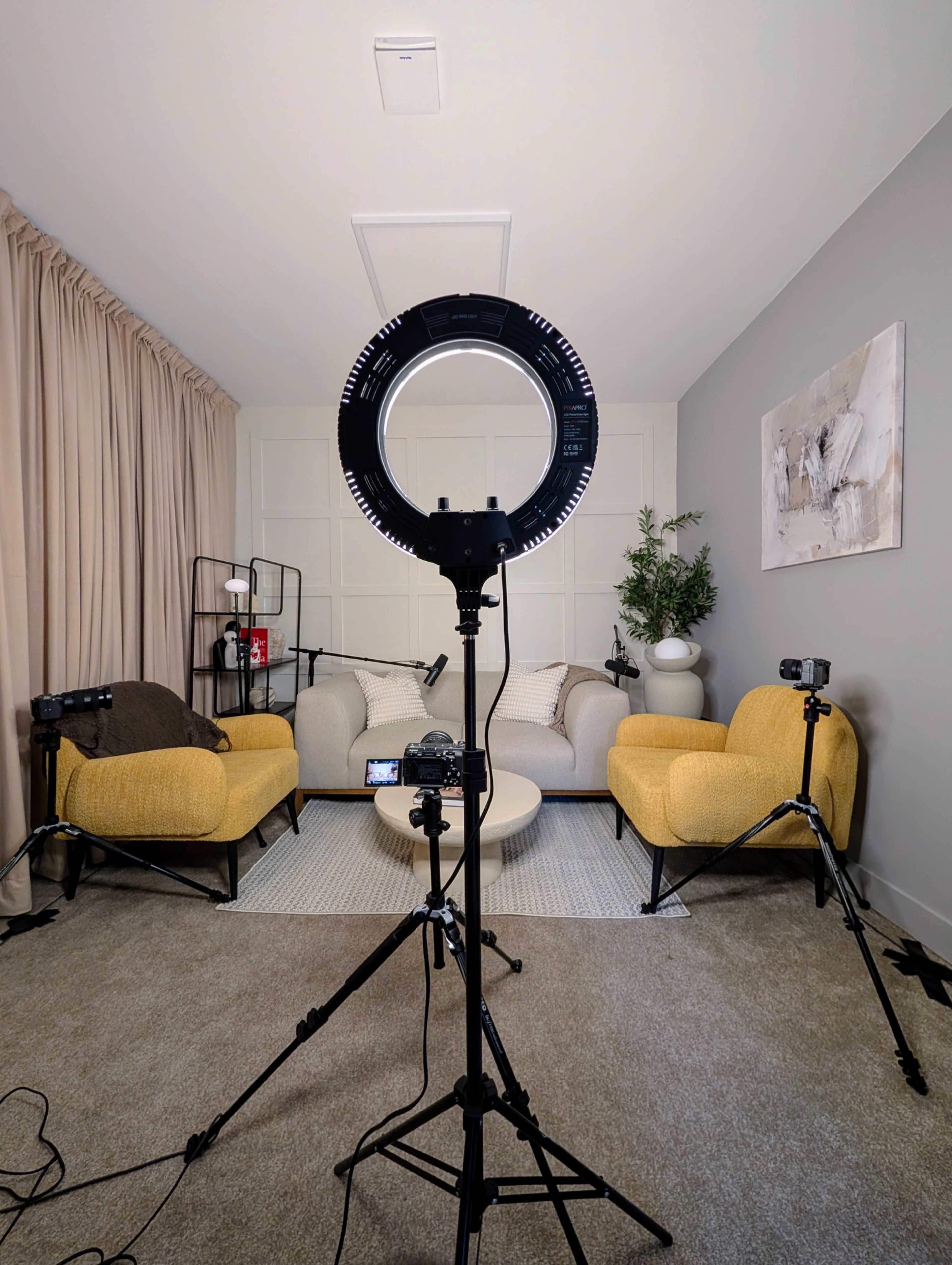 Aesthetic Podcast & Recording Studio Image in London, Finsbury Park, ENG