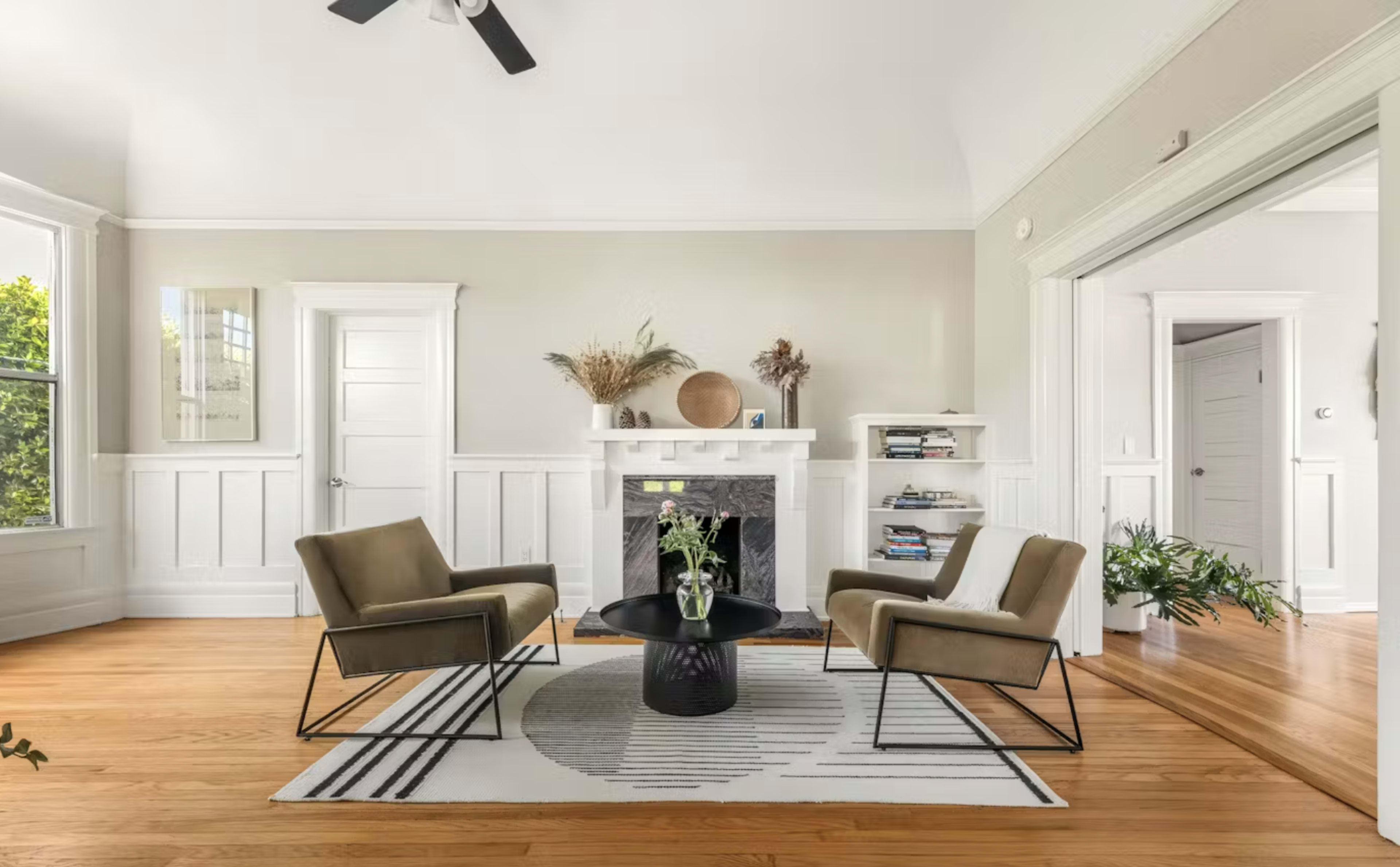 1890s Updated Craftsman With Vaulted Ceilings and Enormous Backyard Image in Jefferson Park, Los Angeles, CA