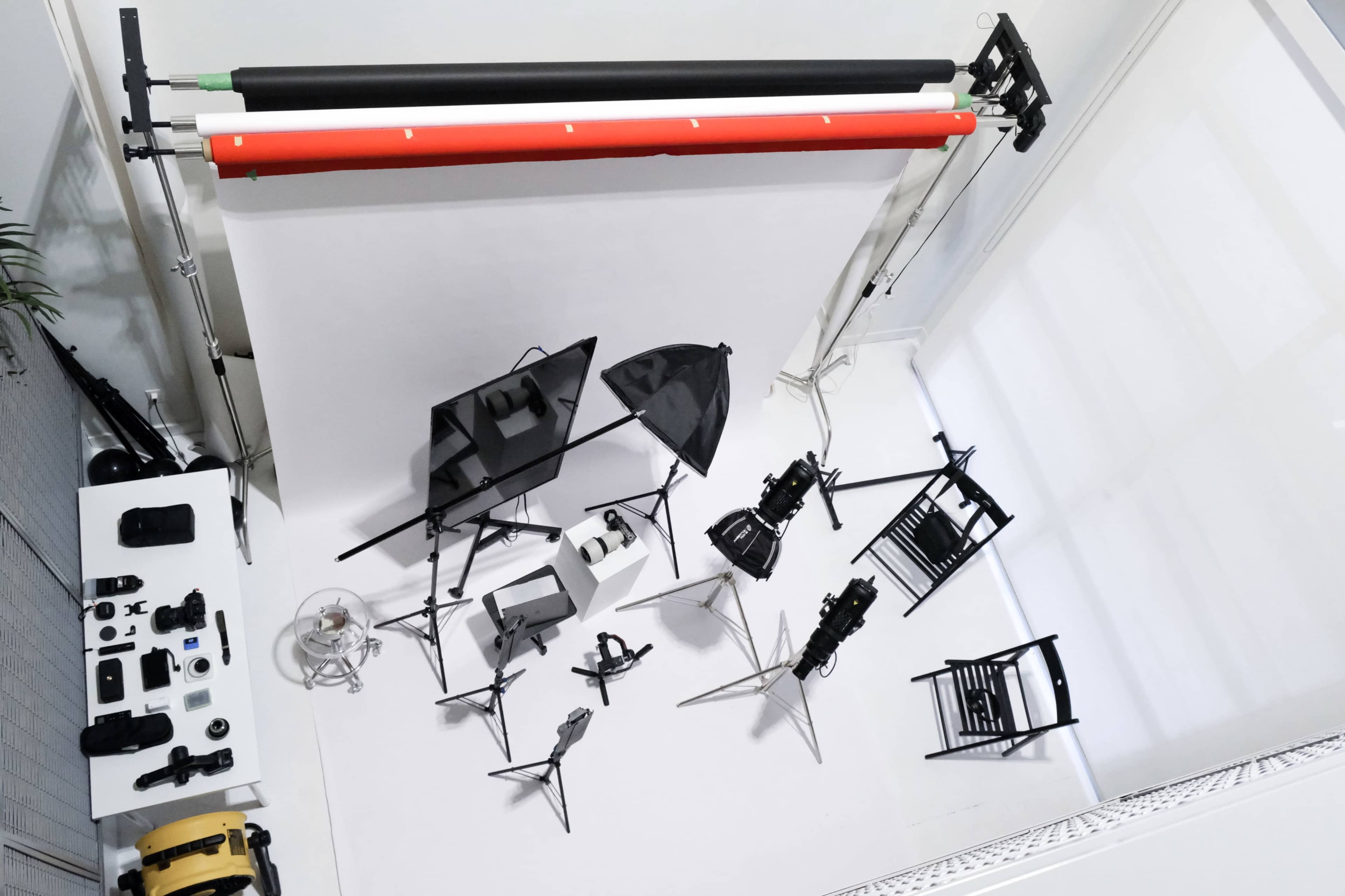 Professional Loft photo studio with Natural light/high ceiling Image in Richmond, richmond, BC