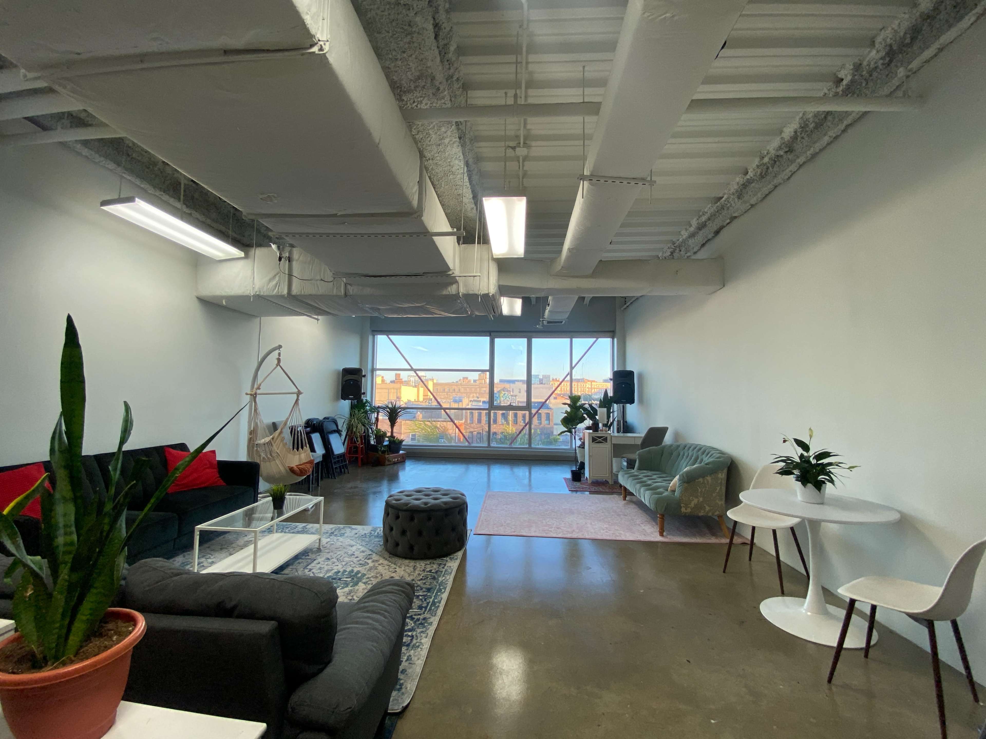 Sunny East Williamsburg Loft steps from the L Train Image in Bushwick, Brooklyn, NY