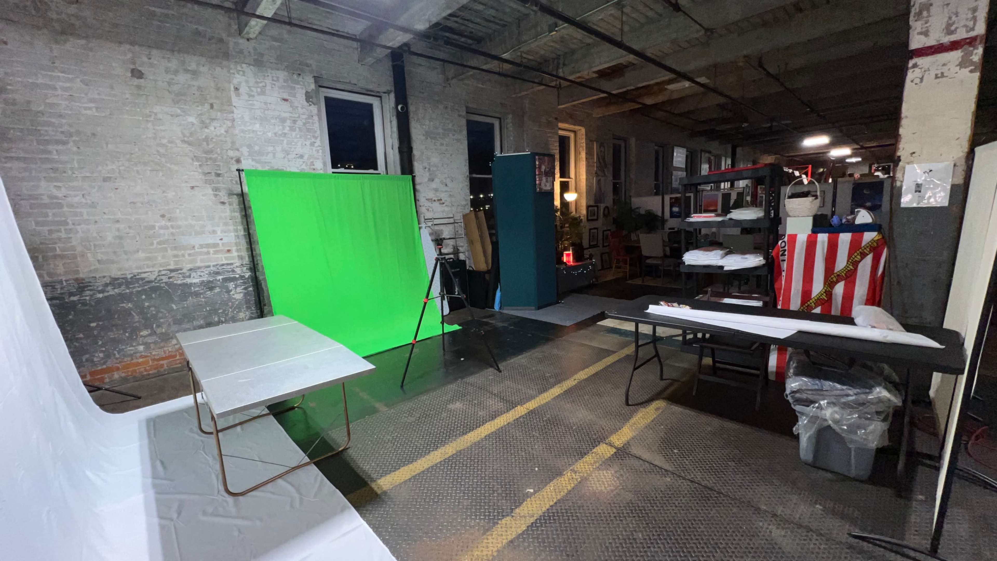 industrial, rustic, roomy Image in Cincinnati, Cincinnati, OH