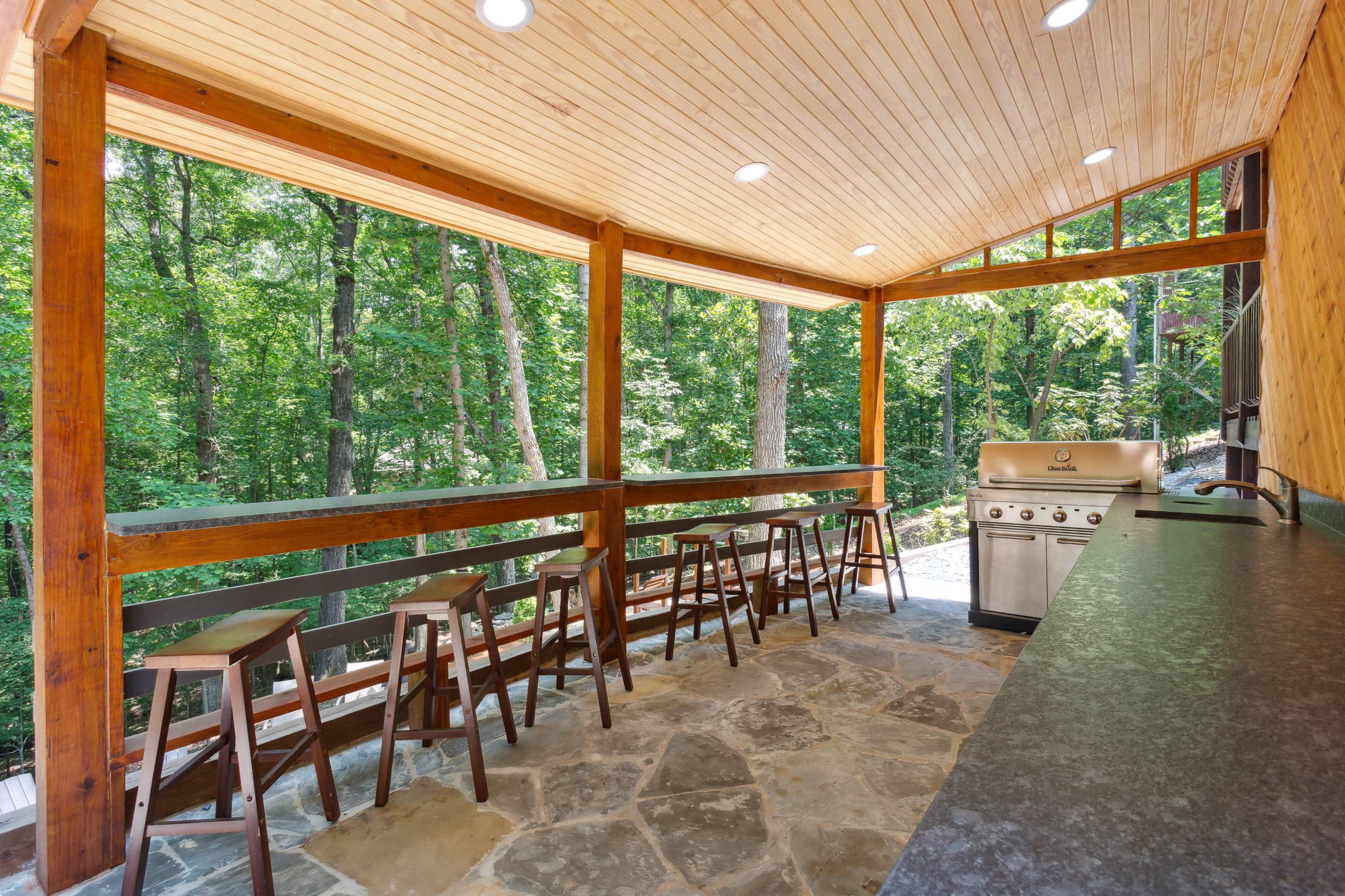 modern elegance home and studio with nature views Image in Roswell, Roswell, GA