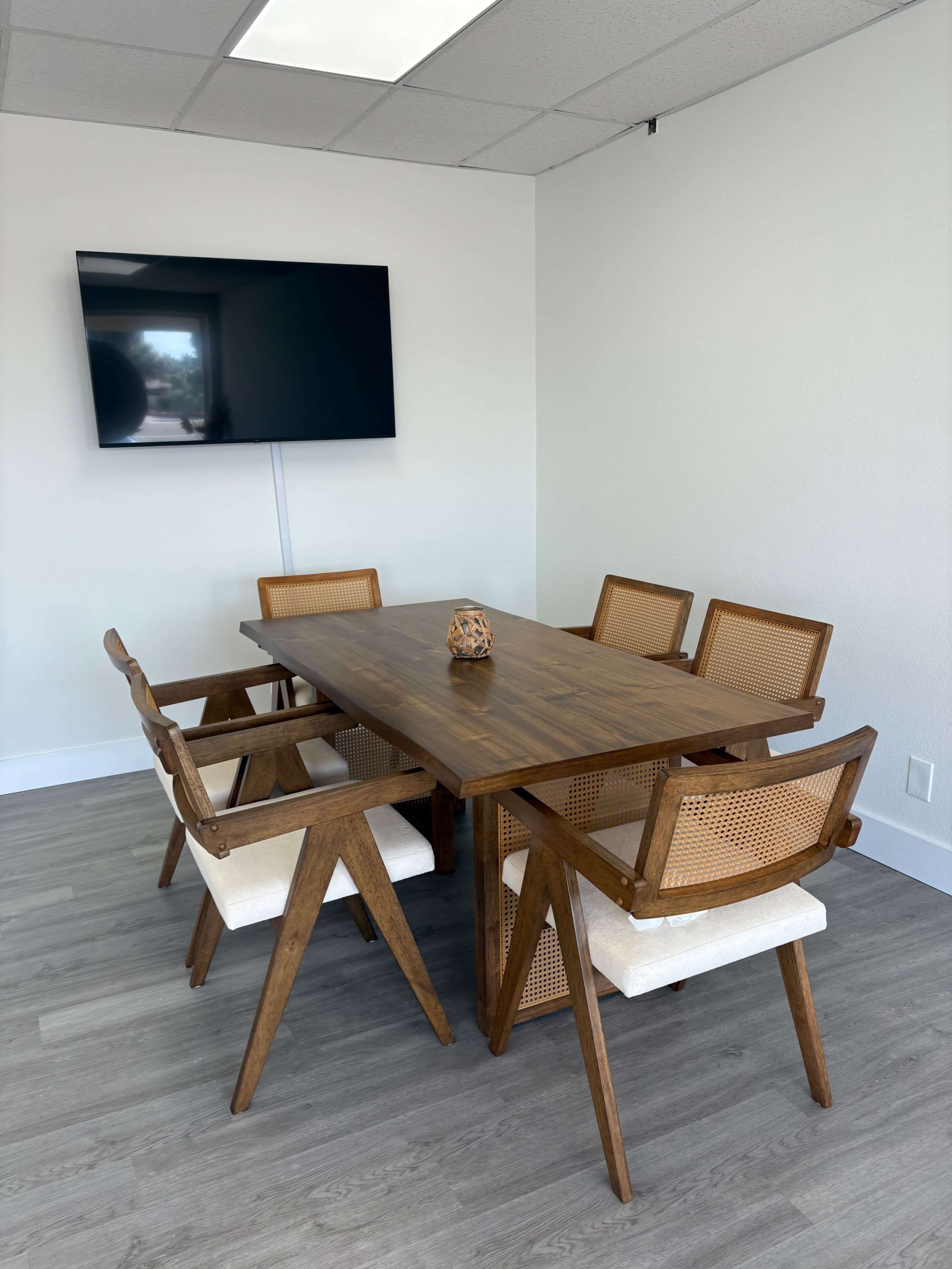 Seaside Space perfect for meetings or workshops! Image in Satellite Beach, Satellite Beach, FL