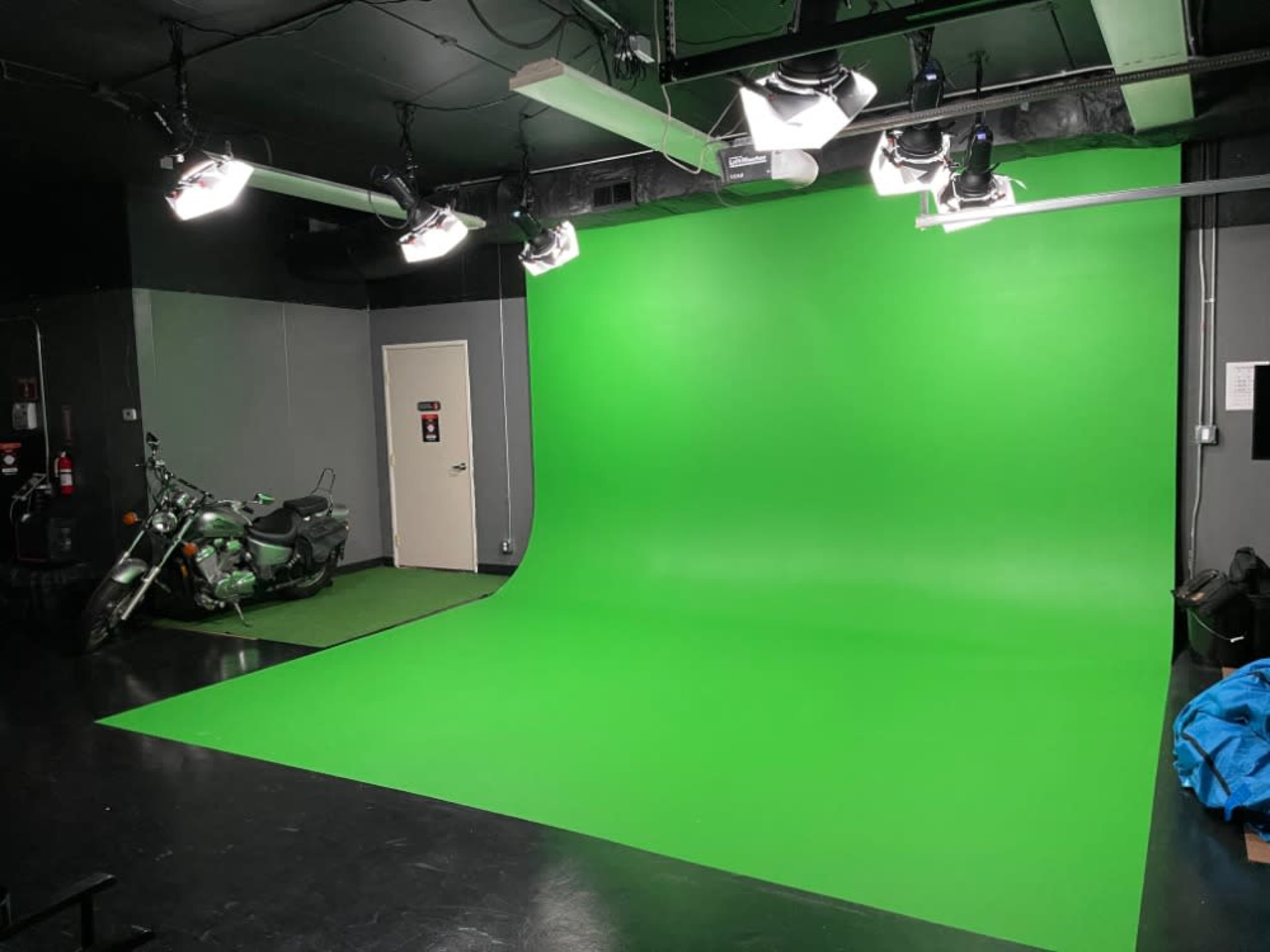 Green Screen Repaint