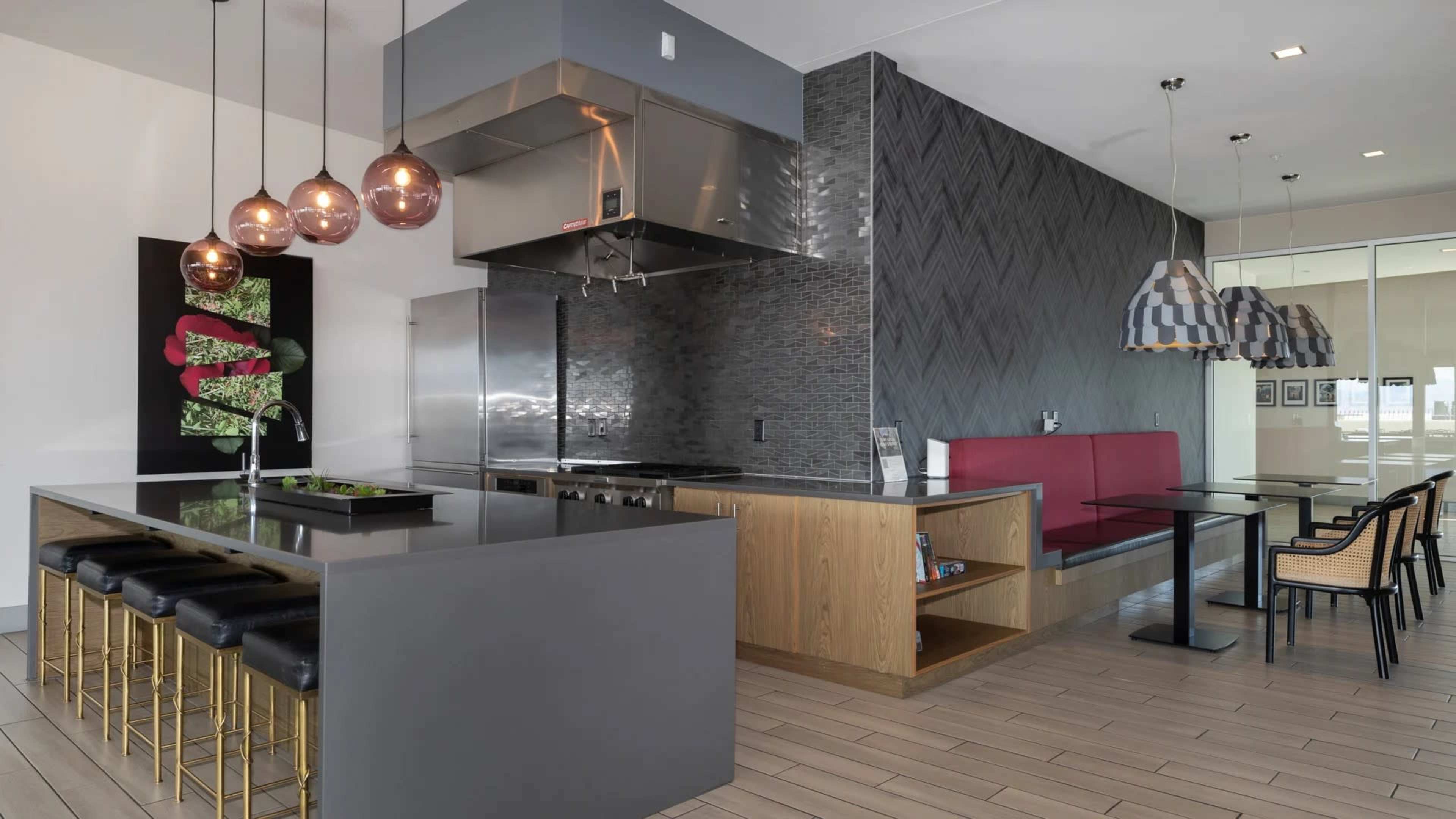 DTC Skyline Penthouse for Gatherings & Special Occasions Image in Southmoor Park, Denver, CO