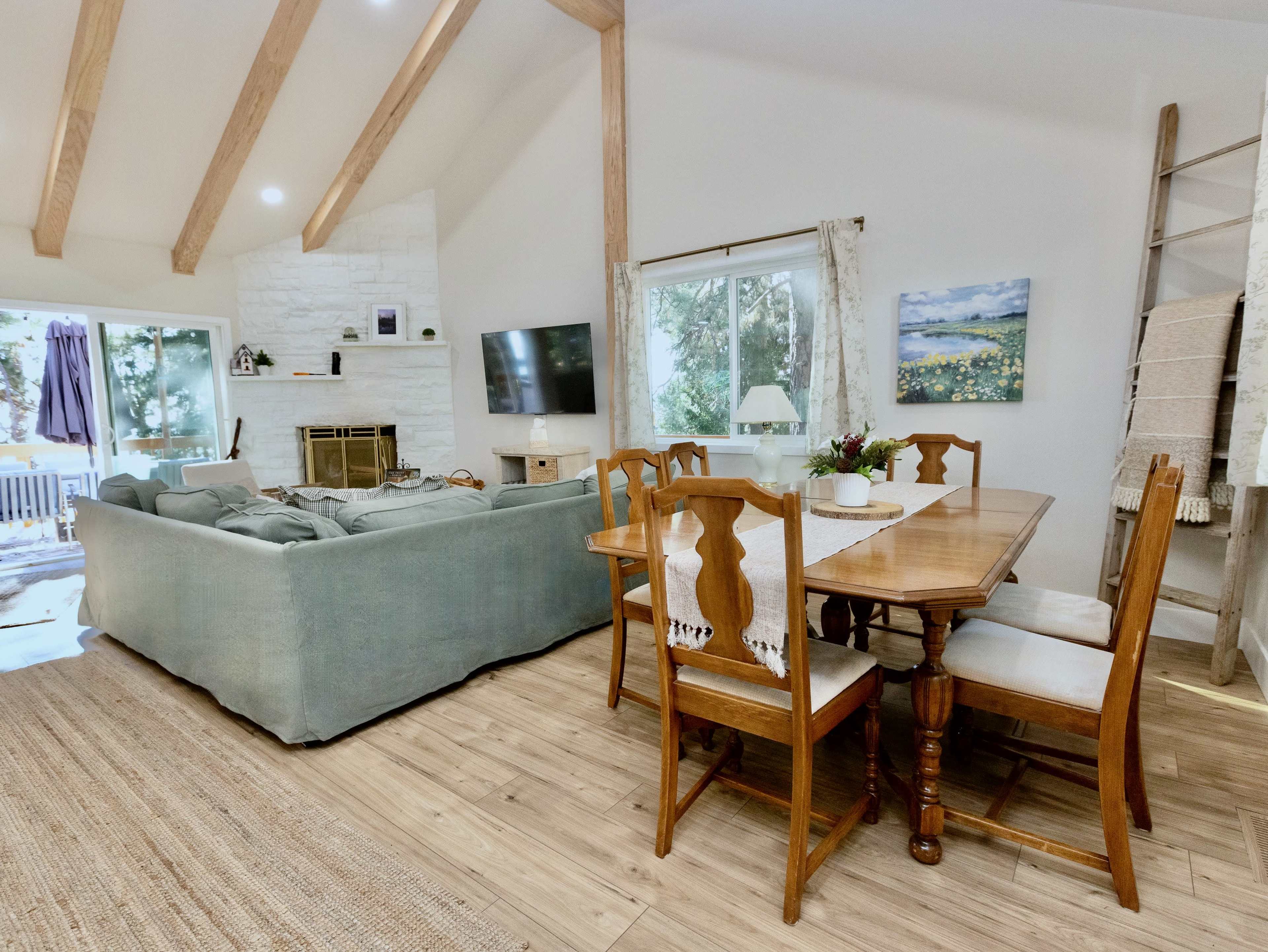 Mountain Cabin Natural Light Haven Image in Running Springs, Running Springs, AS