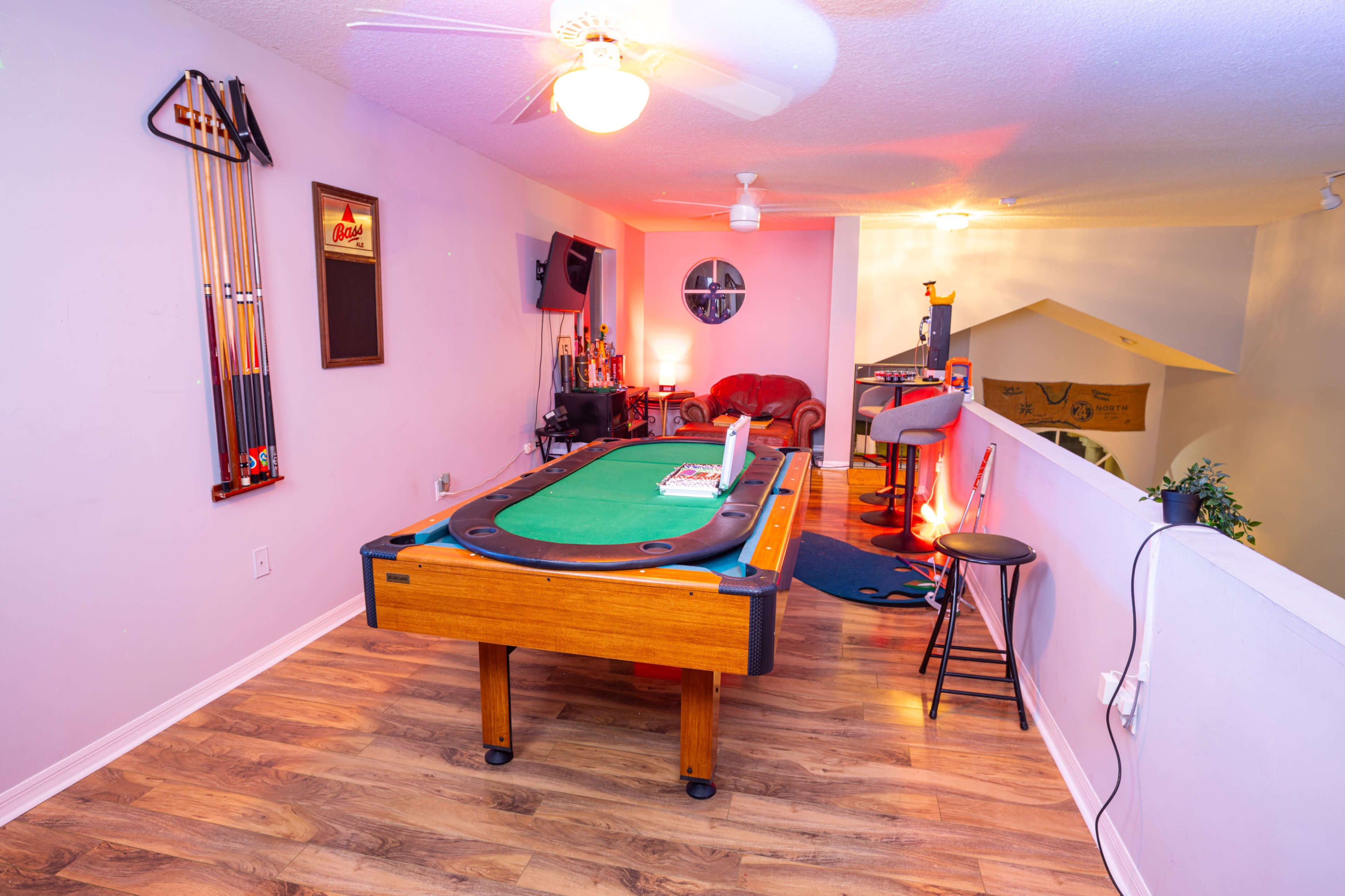 Large Unique Lofted Suburban House and Backyard Jungle Oasis Image in South Miami, Miami, FL