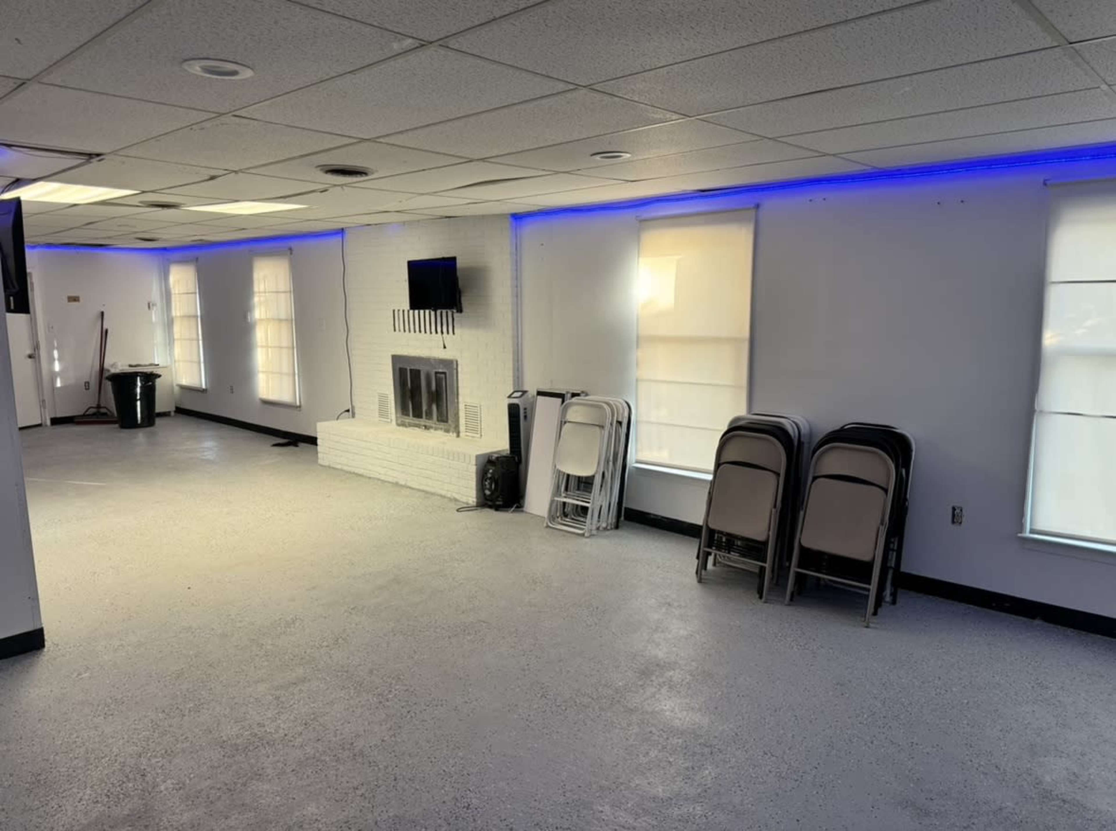 “STUDIO GALLERY, EVENT SPACE IN THE MIDDLE OF EVERYTHING” Image in Marlow Heights, Temple Hills, MD