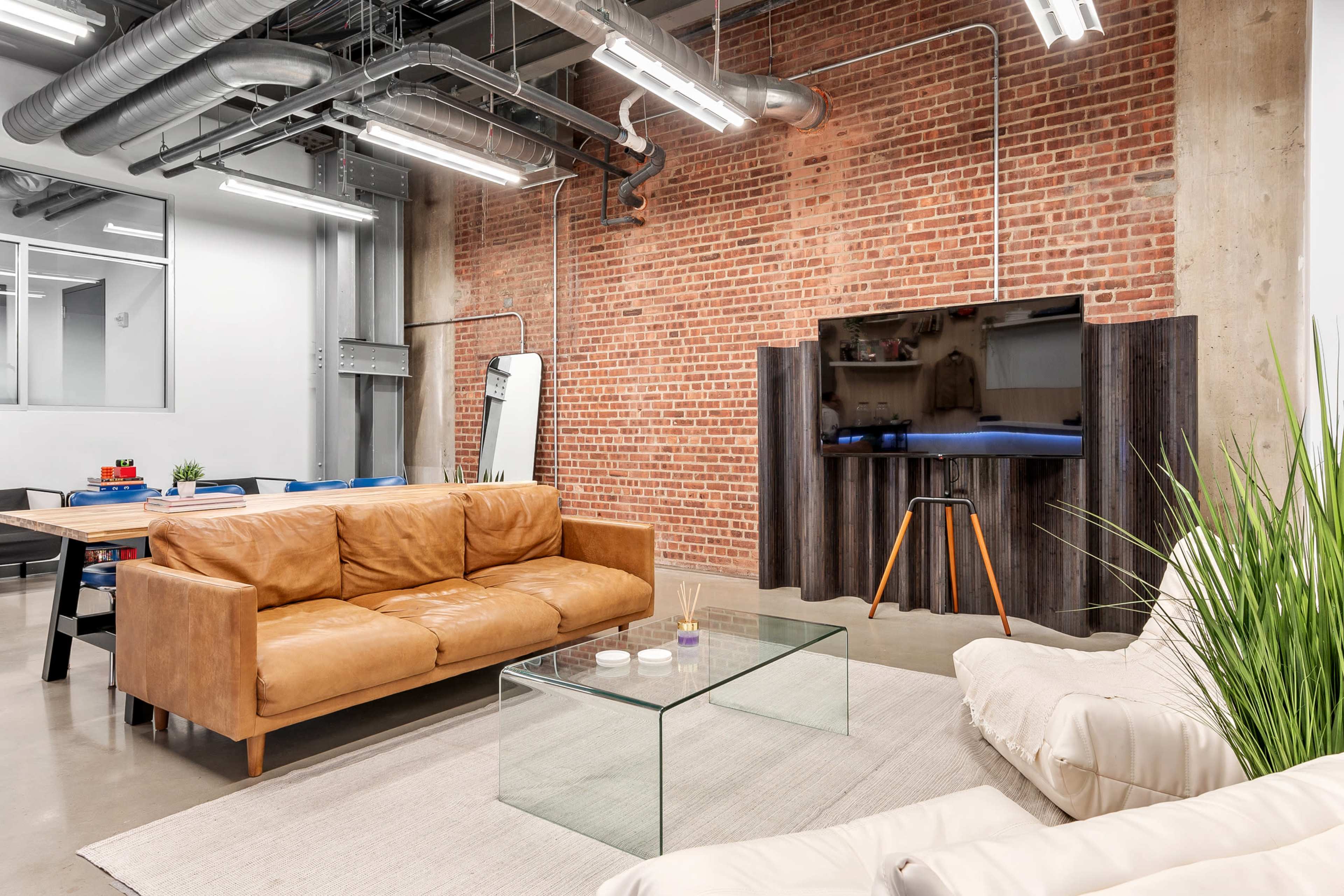 OPËNHOMME Showroom Image in Kearny, Kearny, NJ