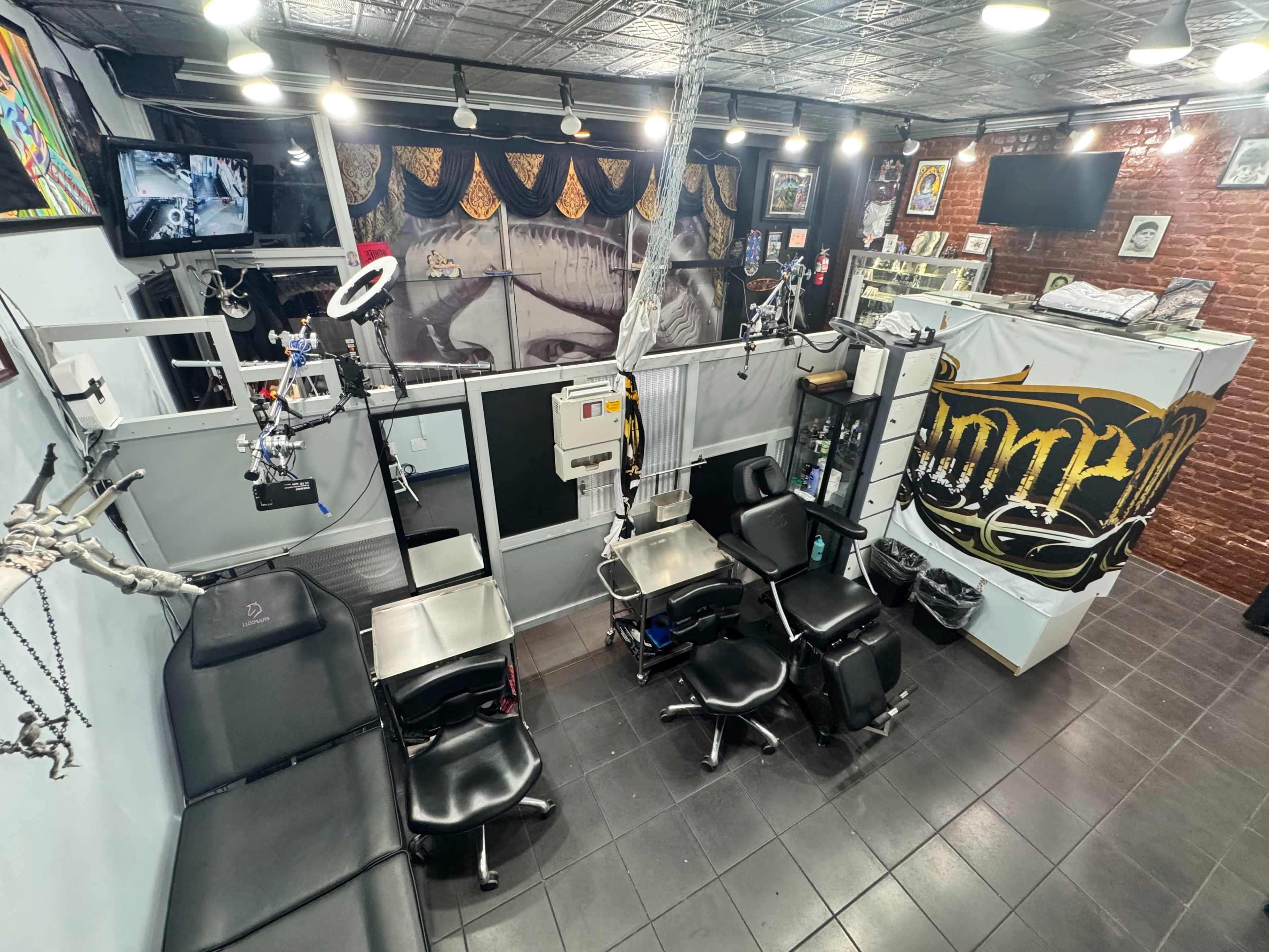 fully equipped studio for rent Image in Astoria, Long Island City, NY