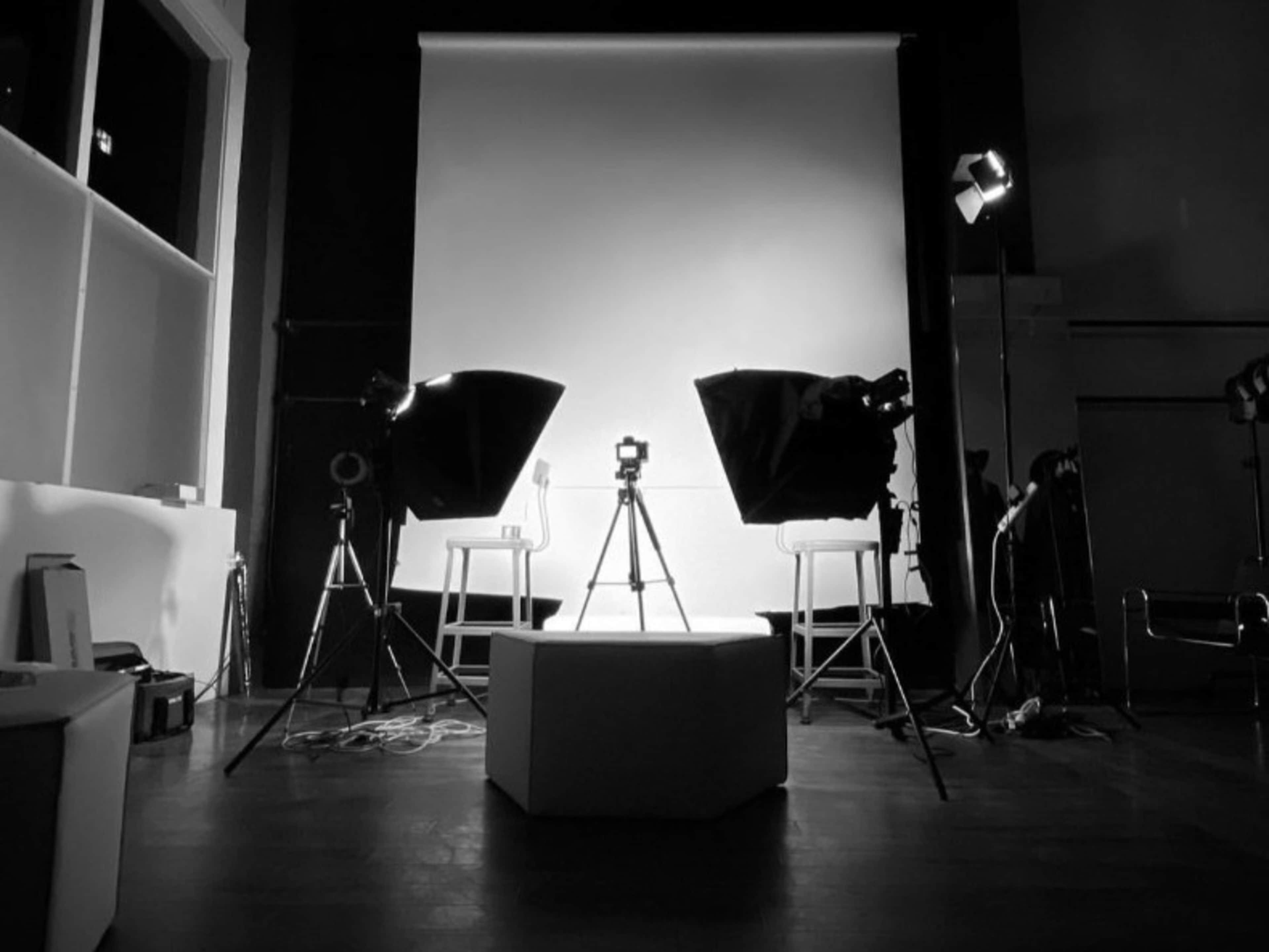 Photo Studio with Lighting