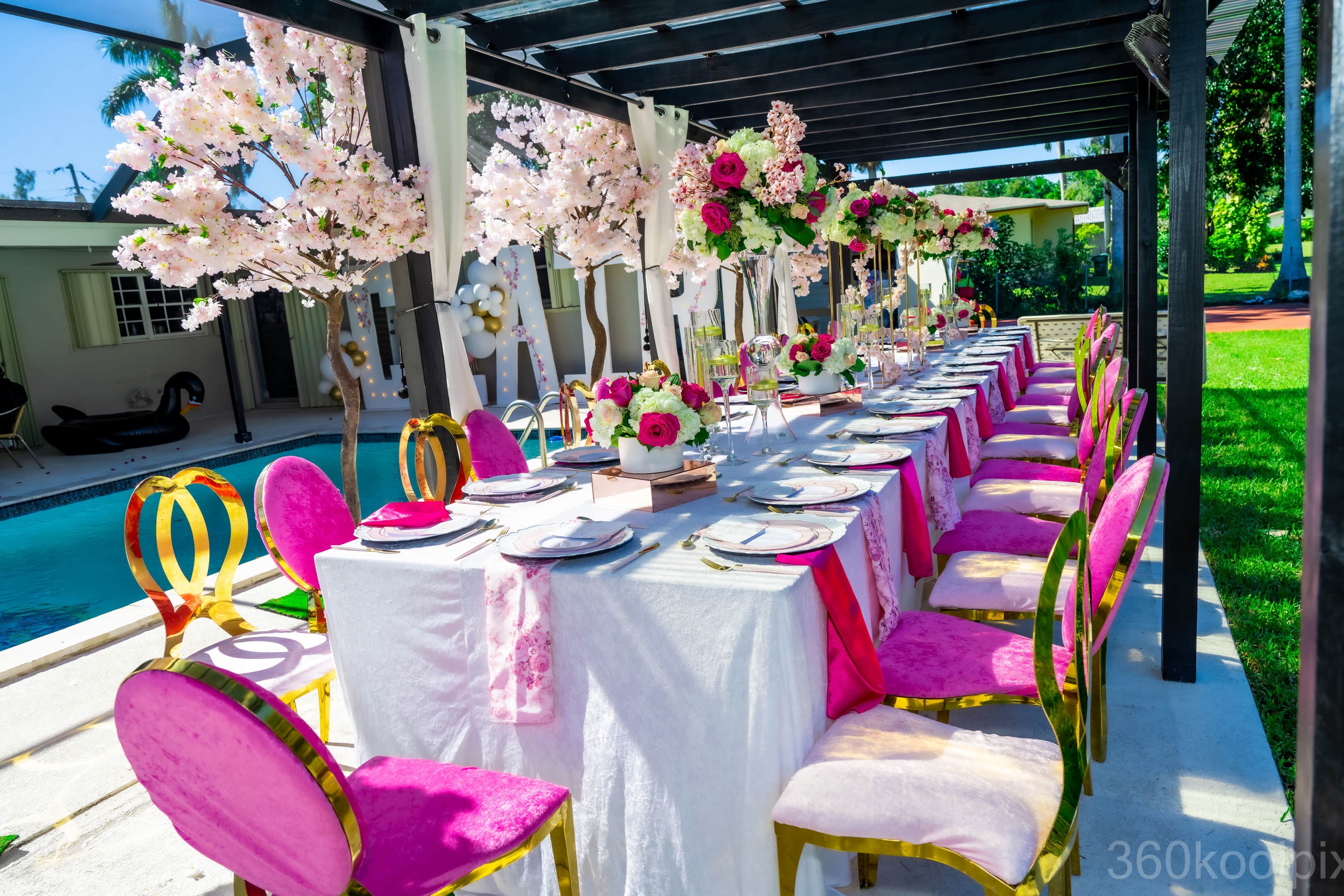 Perfect Outdoor Event Space with Pool & Full Kitchen! Image in , Miami, FL