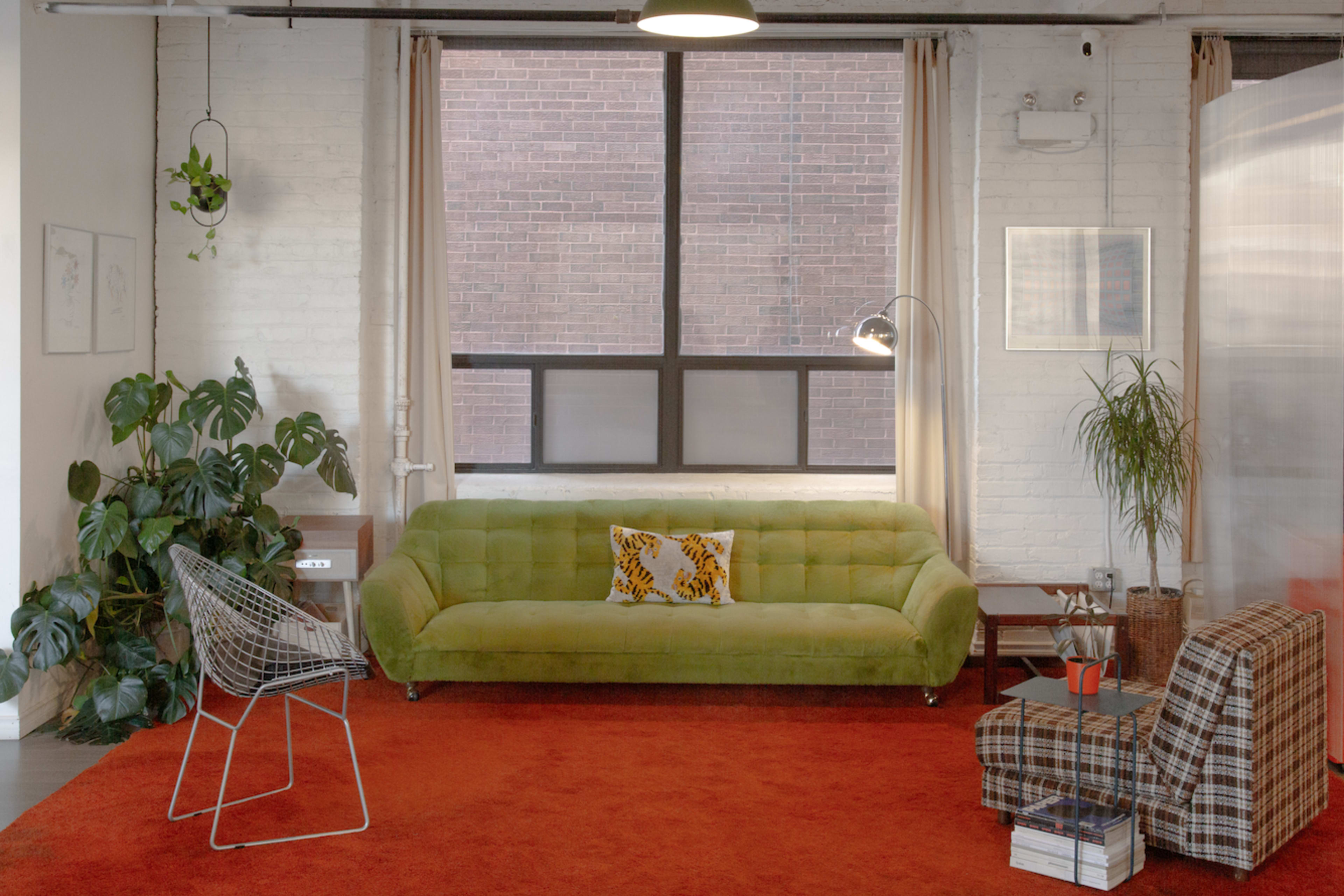 Colourful & Bright Studio in Chinatown Image in Downtown Toronto, Toronto, ON