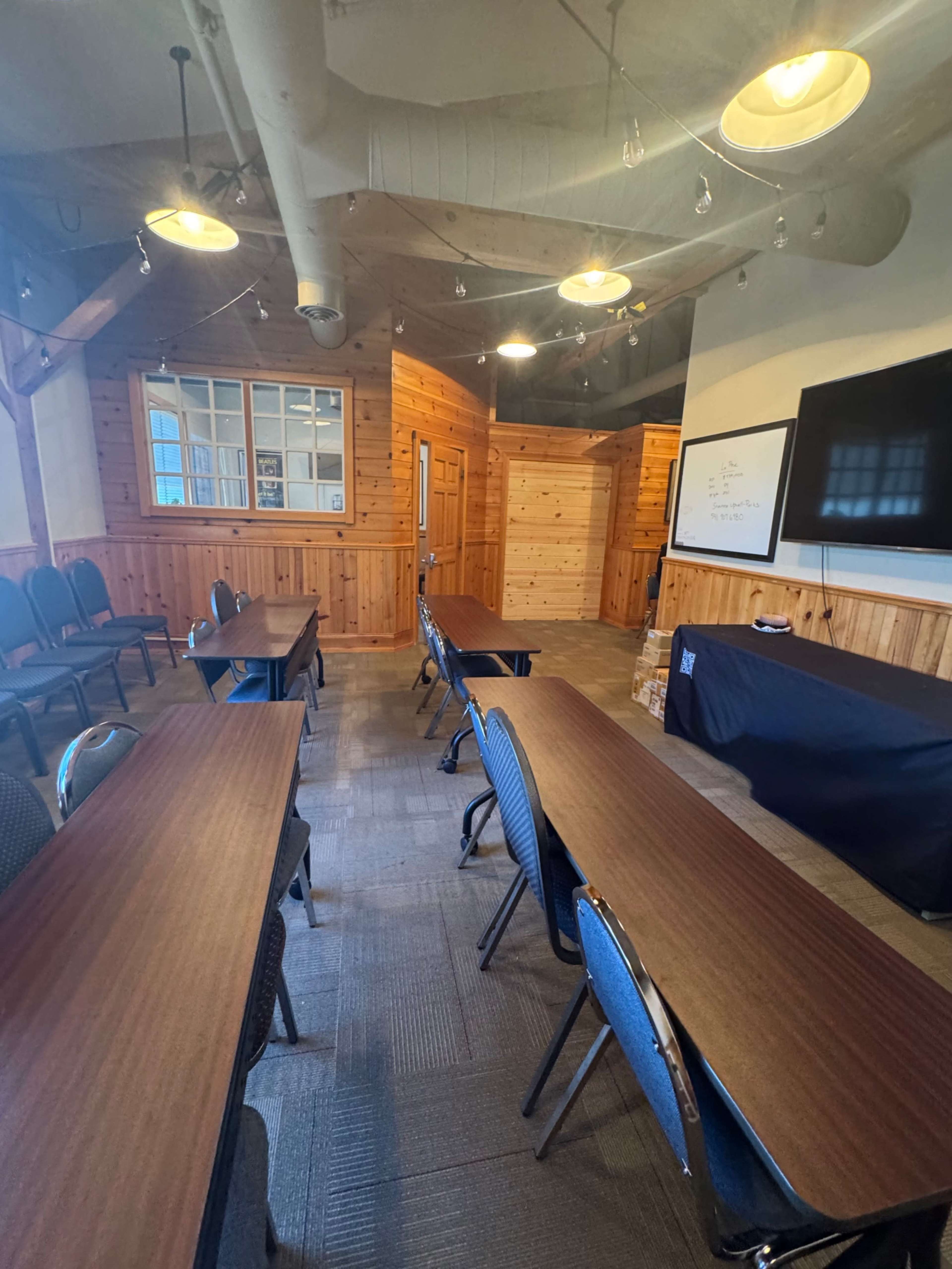 Intimate Conference Room in Bend, OR Image in Southern Crossing, Bend, OR